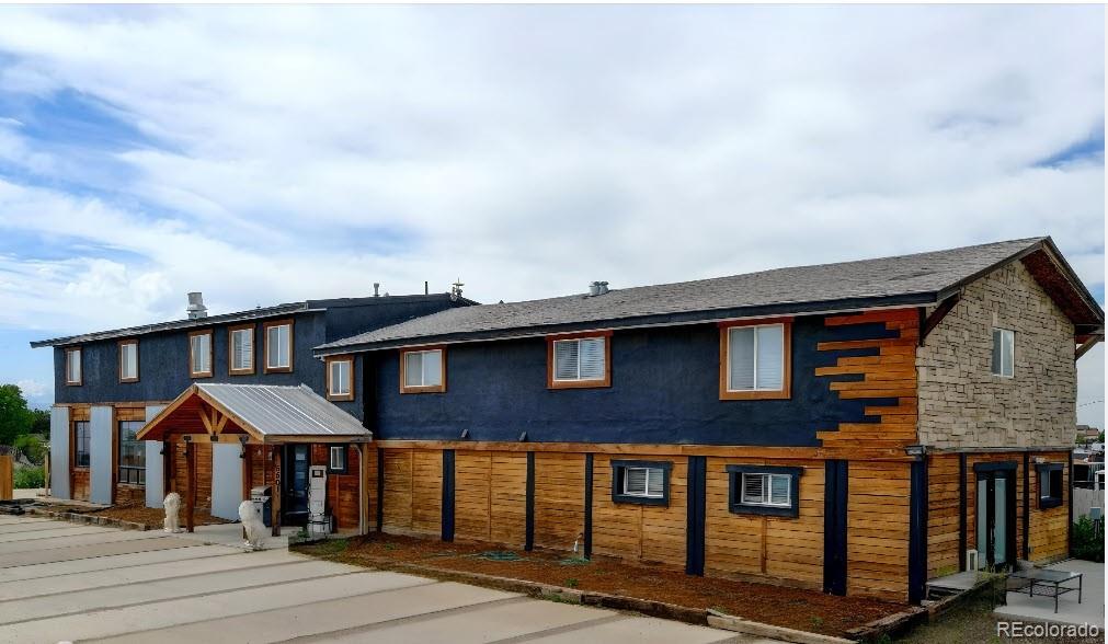 5501  Colorado Boulevard , dacono MLS: 7032599 Beds: 6 Baths: 5 Price: $1,199,000