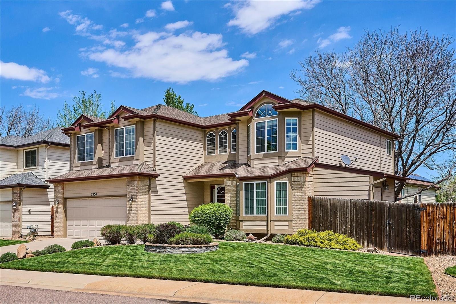 7354 S Robb Street, littleton MLS: 4549258 Beds: 5 Baths: 4 Price: $824,900