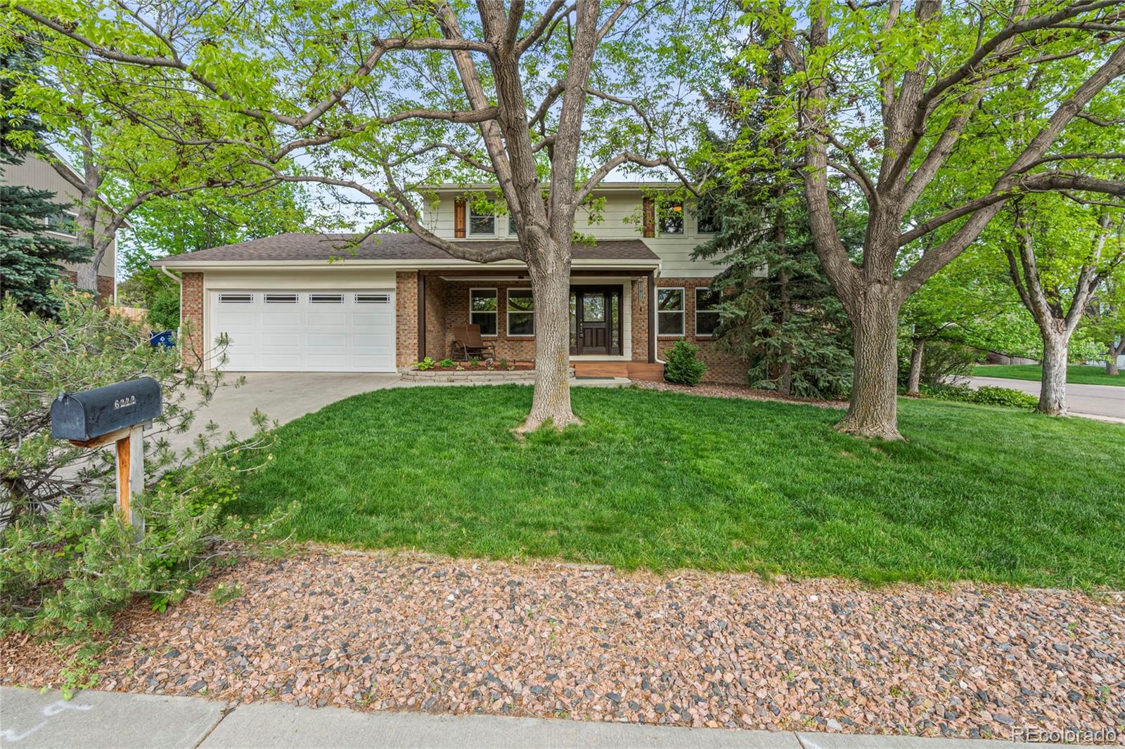 6222 S Ames Court, littleton MLS: 9272298 Beds: 4 Baths: 4 Price: $725,000