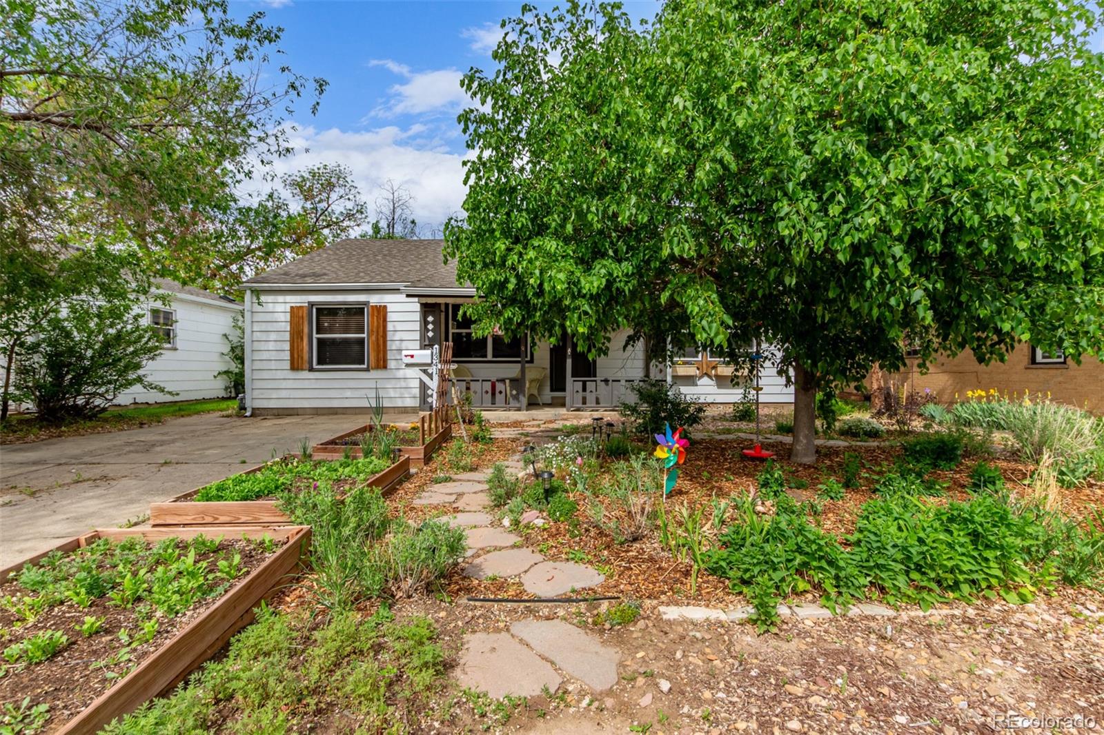 1341  Chester Street, aurora  House Search MLS Picture
