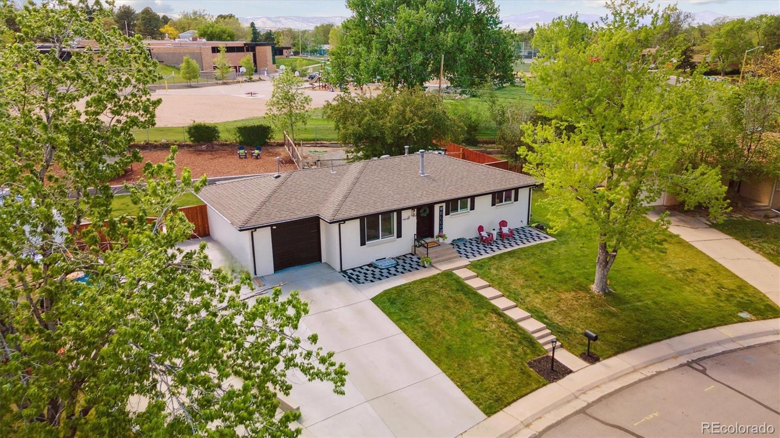 45 S Reed Street, lakewood MLS: 9948673 Beds: 4 Baths: 3 Price: $699,500