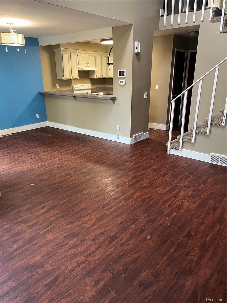 14096 E Radcliff Circle, aurora MLS: 6508919 Beds: 2 Baths: 2 Price: $349,900