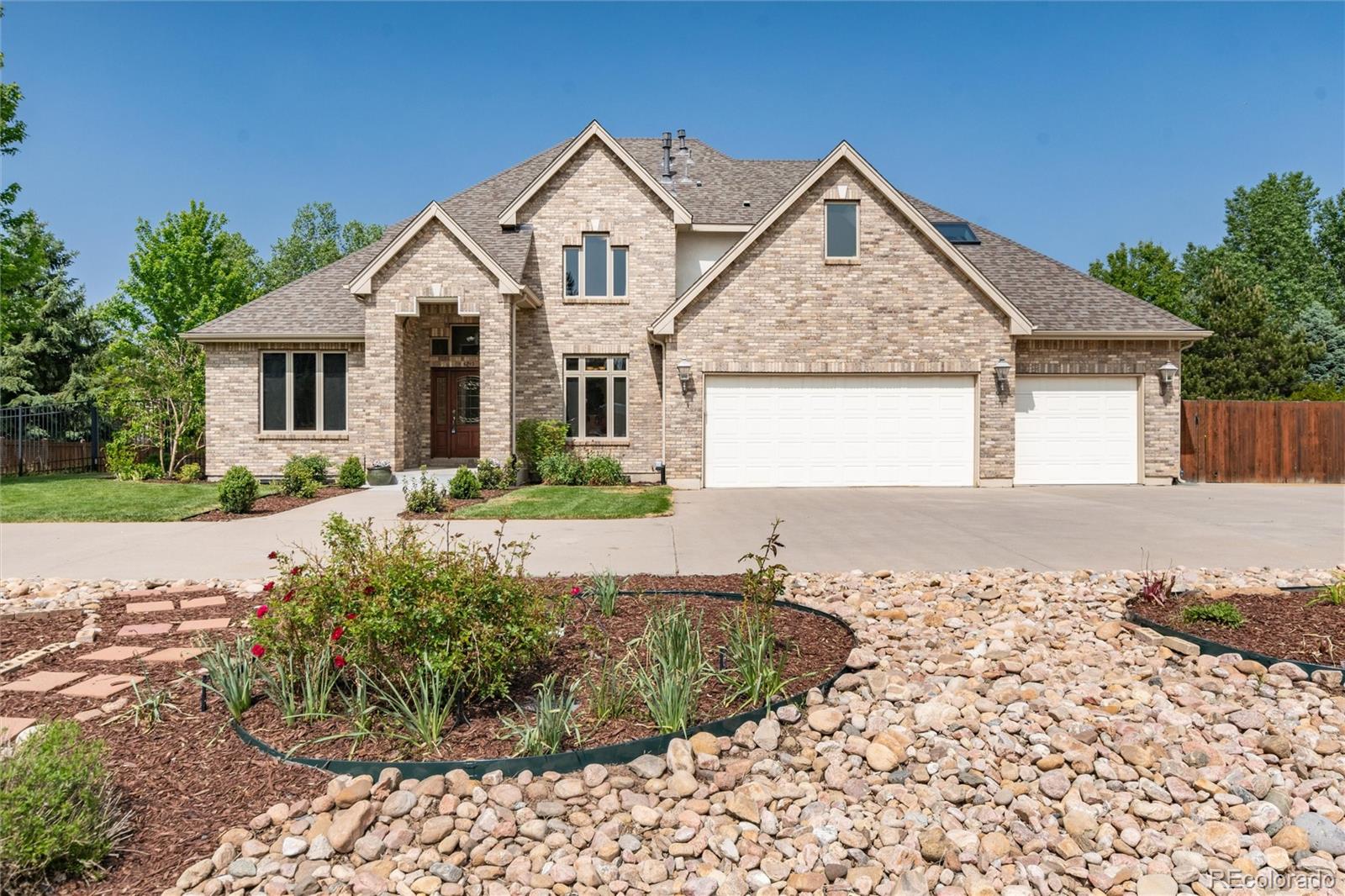 4245 S Dawson Street, aurora MLS: 9376914 Beds: 6 Baths: 5 Price: $1,150,000