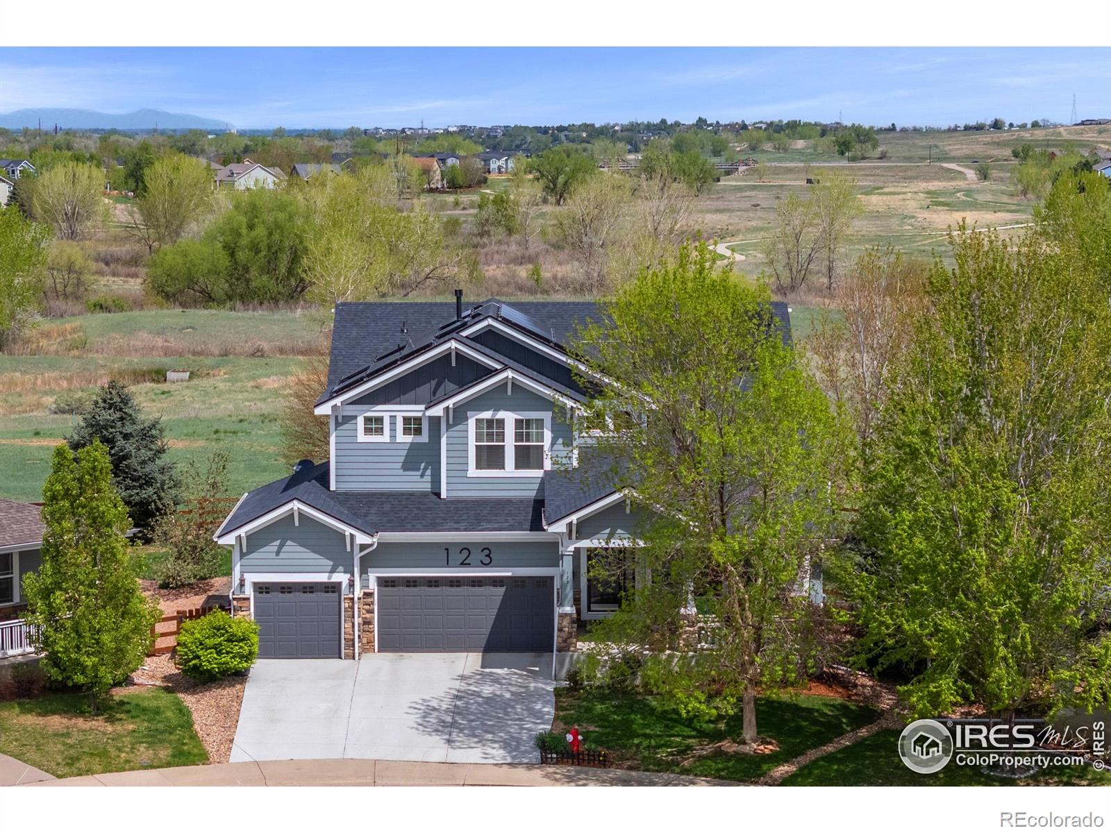 123  Ortega Court, erie MLS: 4567891033954 Beds: 4 Baths: 4 Price: $925,000