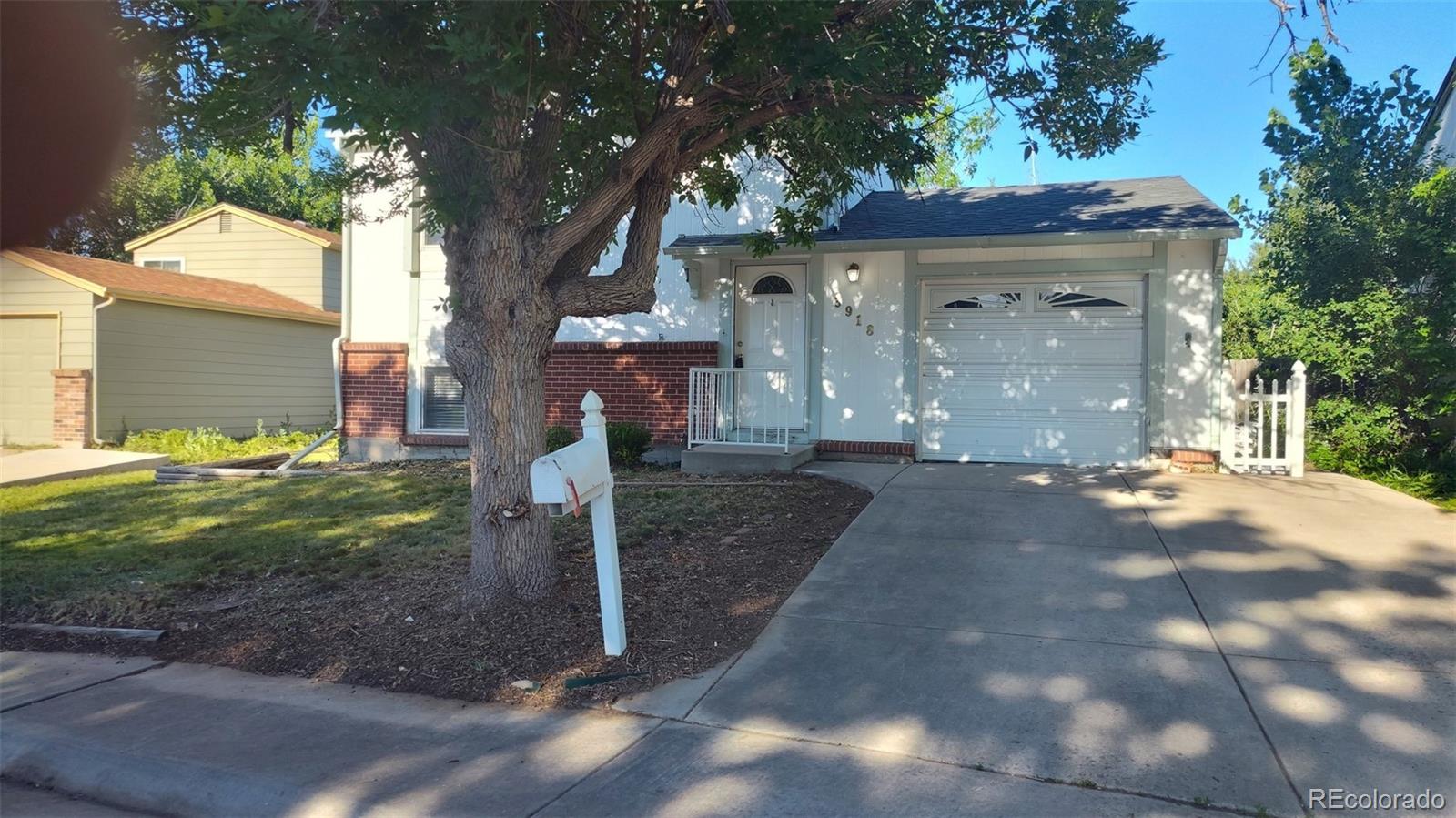 aurora  House Search Picture