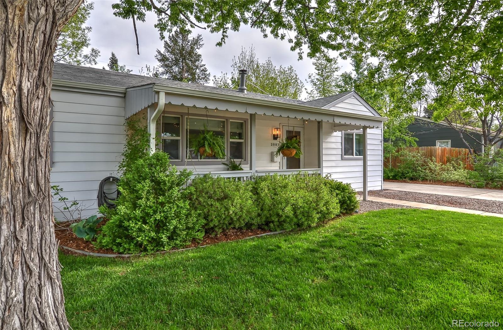 2083 W Arbor Avenue, littleton MLS: 4070962 Beds: 3 Baths: 1 Price: $549,900