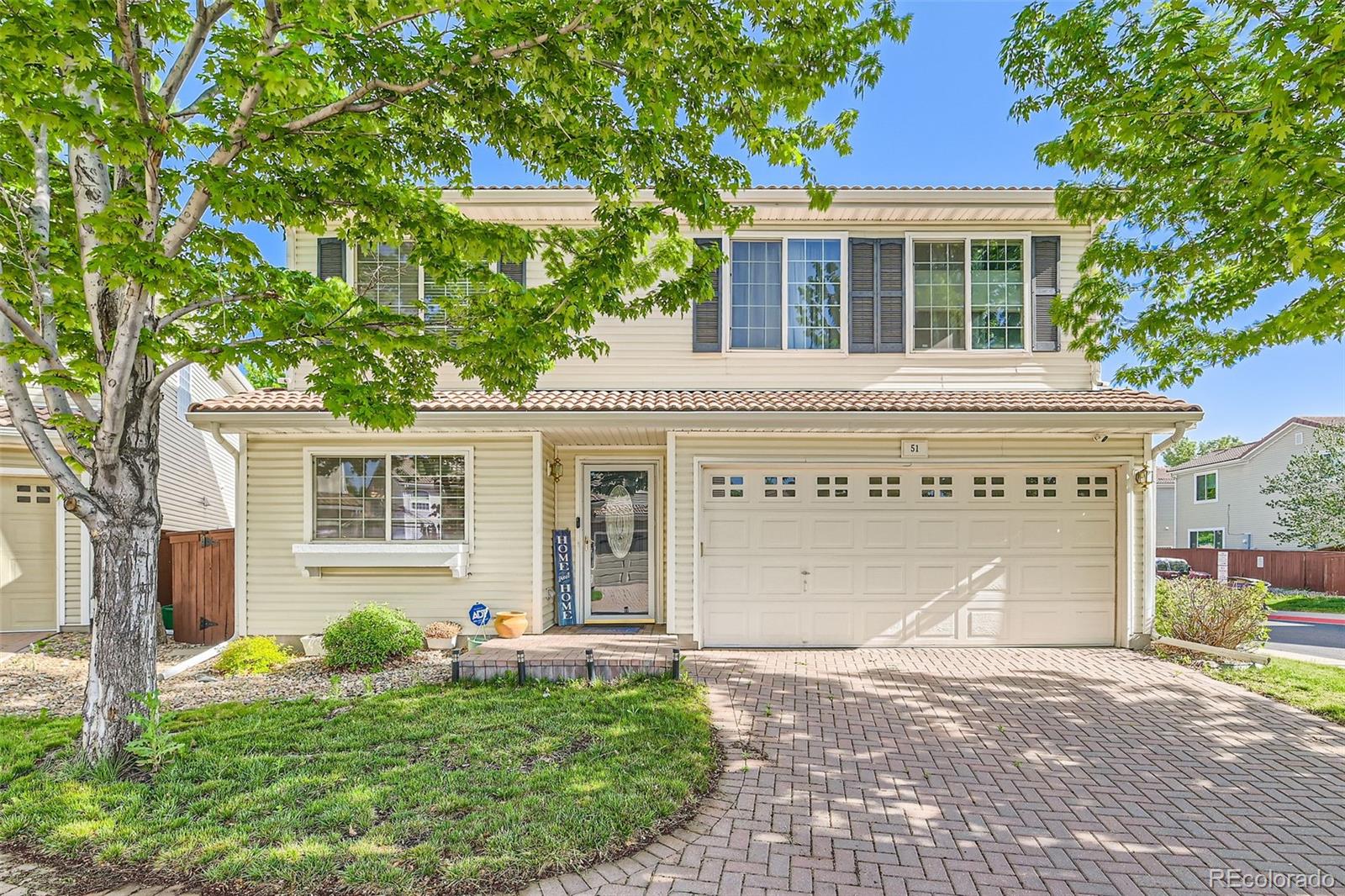 20000  Mitchell Place, denver MLS: 1896680 Beds: 3 Baths: 3 Price: $475,000