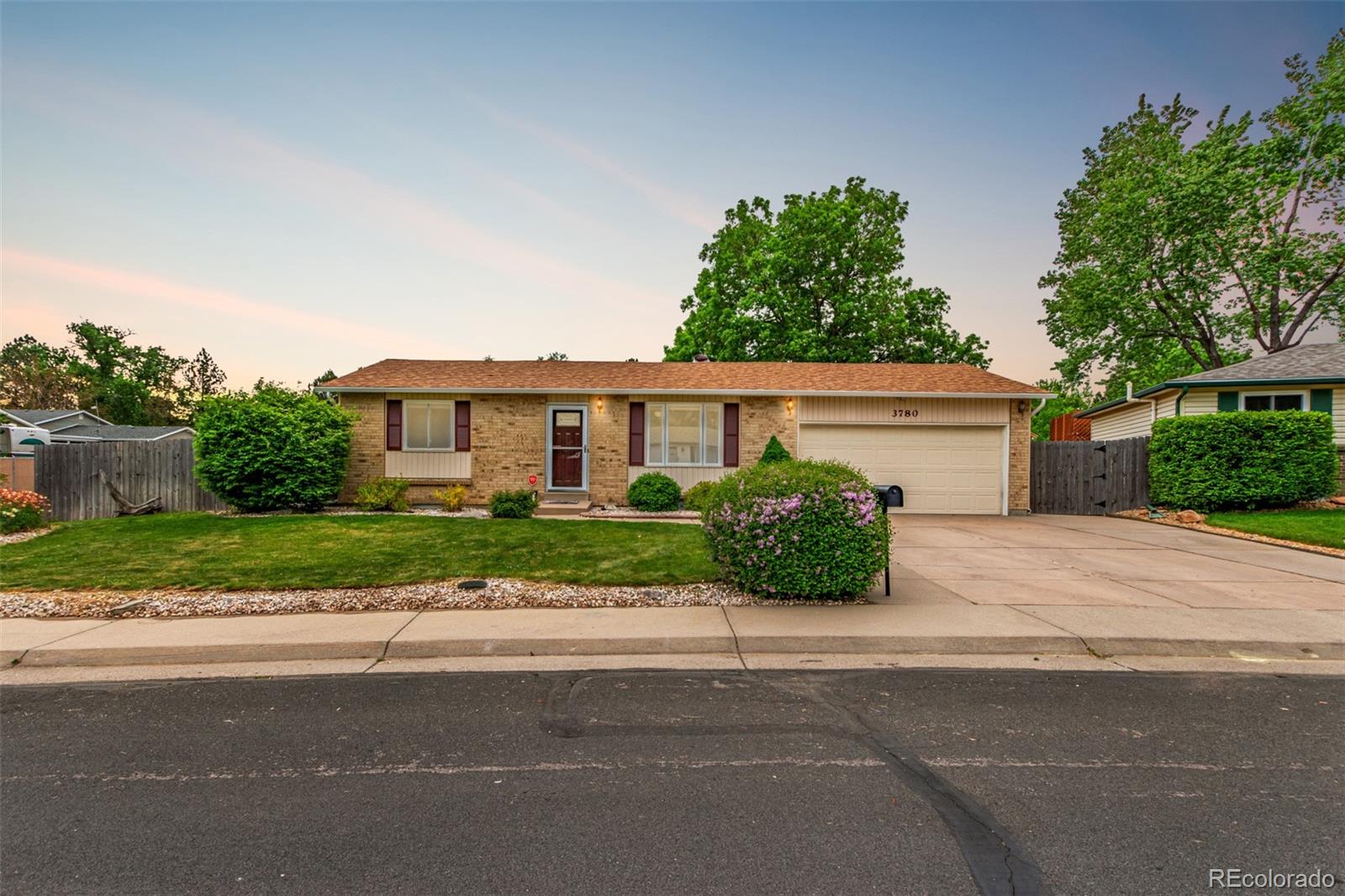 3780 E 117th Avenue, thornton MLS: 6628321 Beds: 3 Baths: 3 Price: $530,000