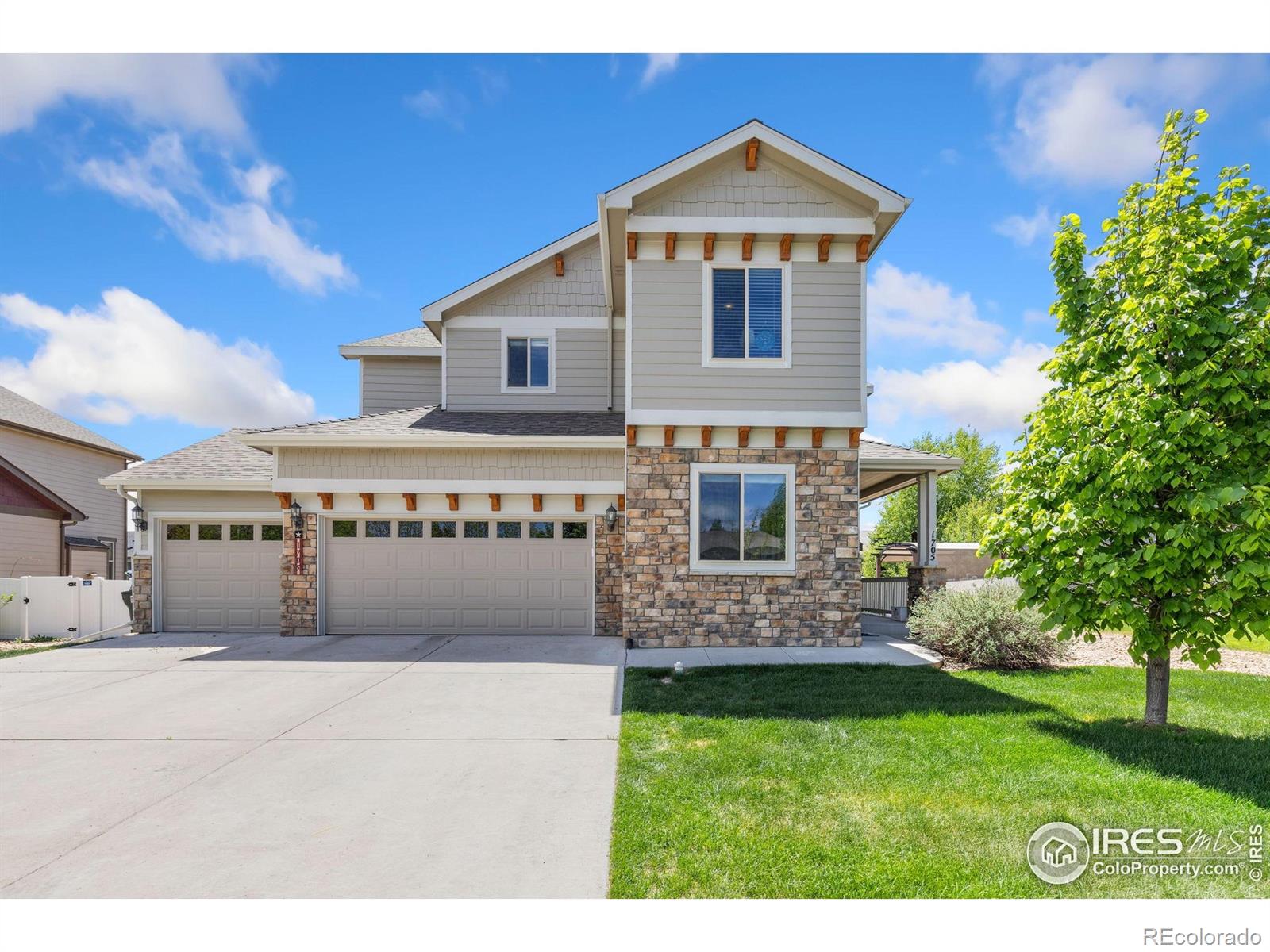1705  Wales Drive, berthoud MLS: 4567891034063 Beds: 5 Baths: 4 Price: $725,000