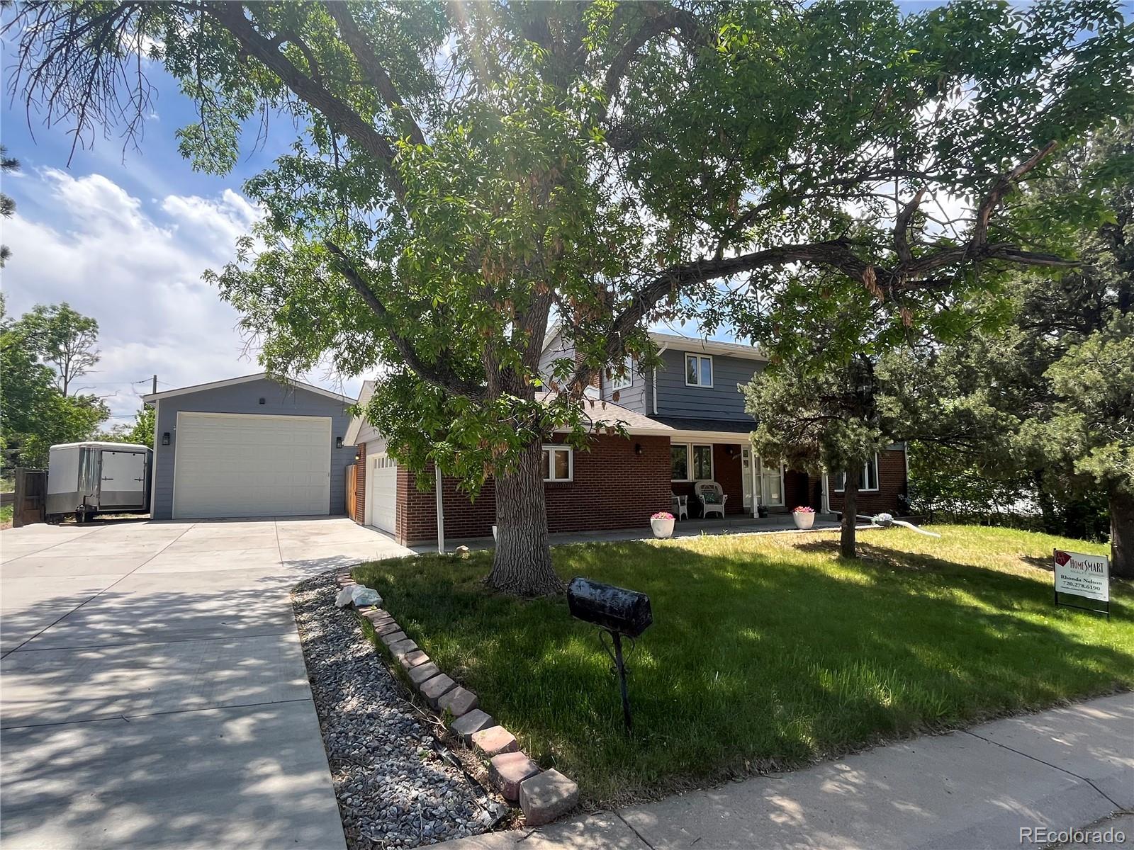 1158 E Easter Court, centennial MLS: 6952954 Beds: 5 Baths: 3 Price: $925,000
