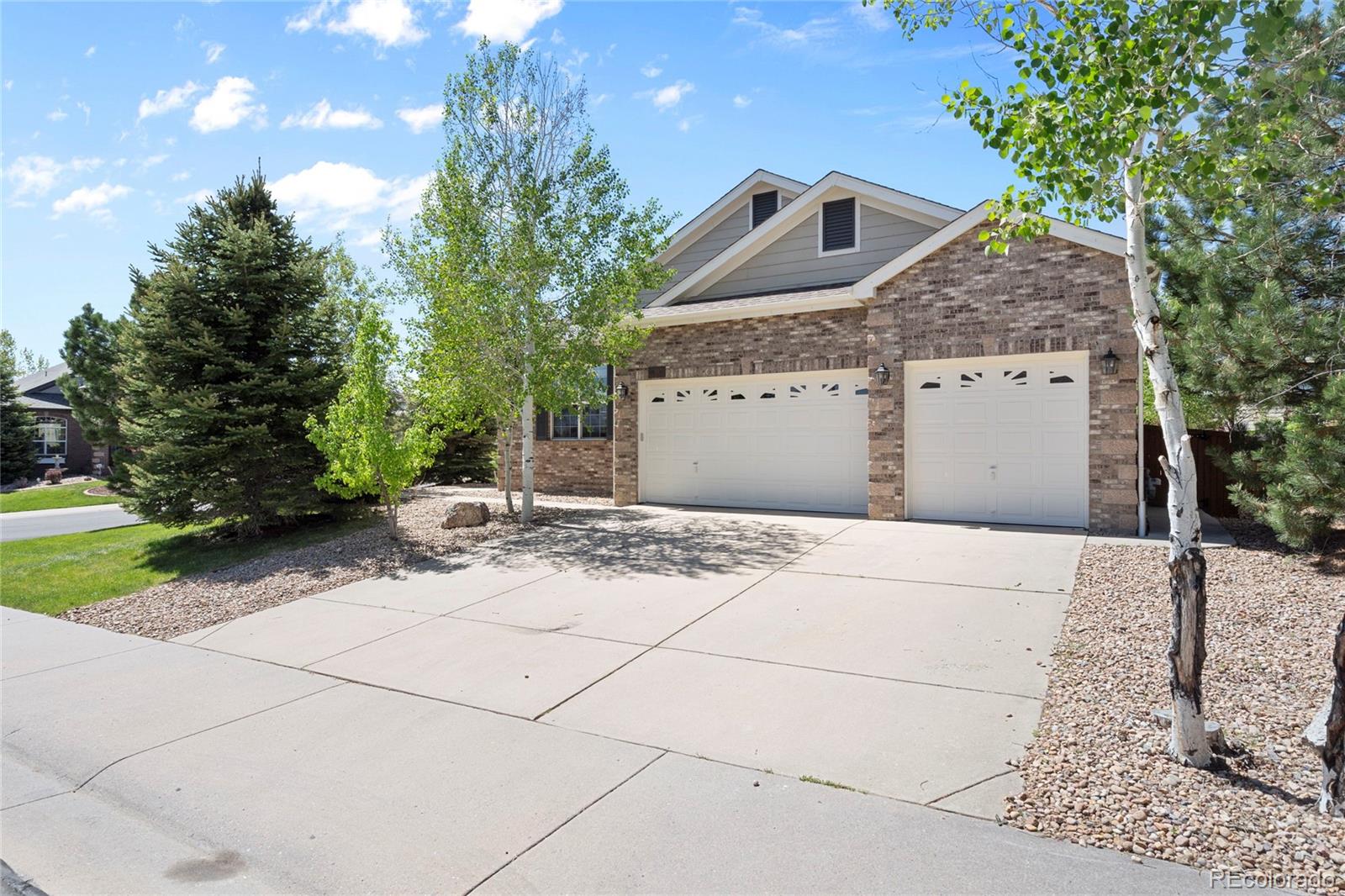 744  Kryptonite Drive, castle rock MLS: 7680196 Beds: 5 Baths: 4 Price: $925,000