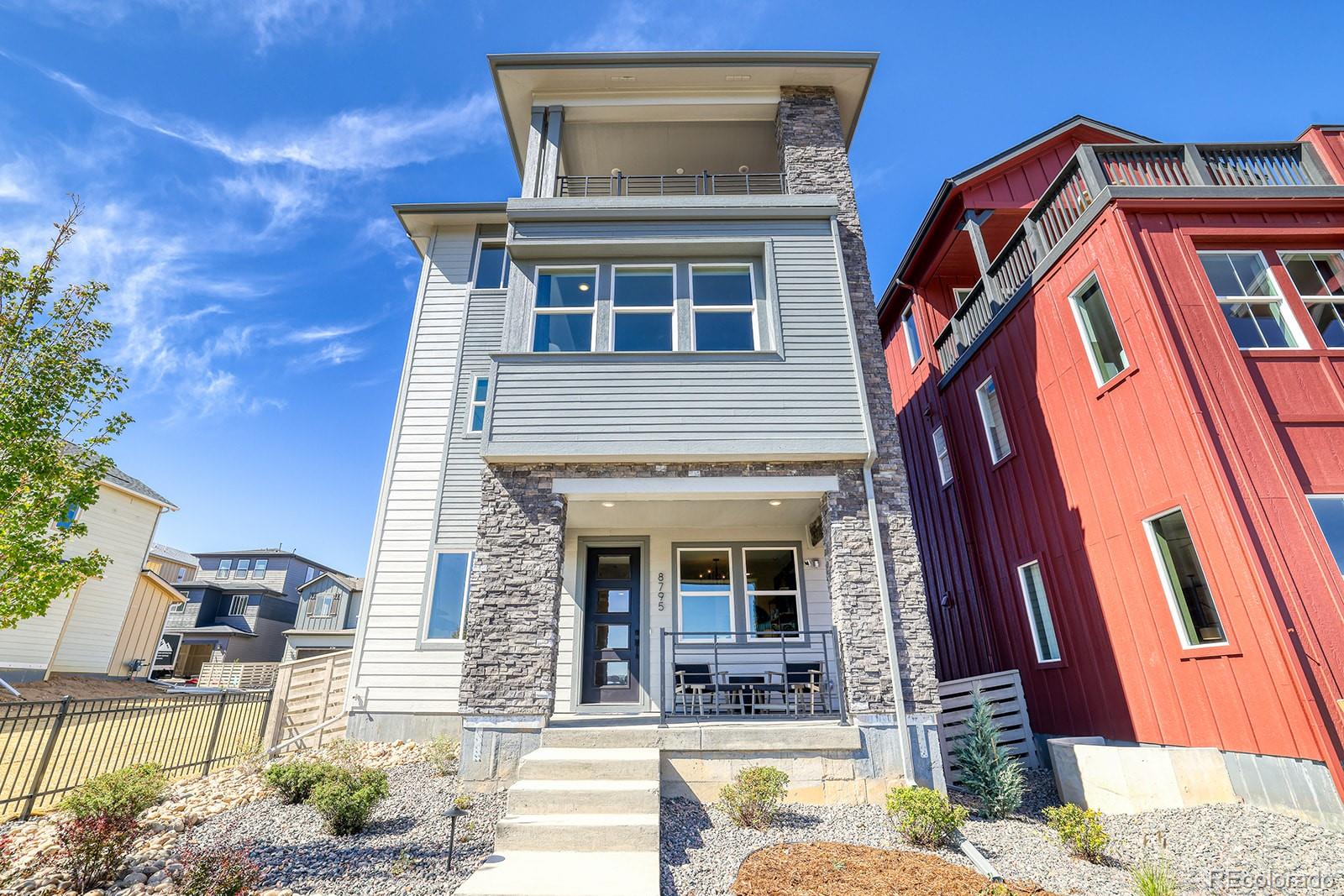 8795  Hugo Drive, littleton MLS: 4223830 Beds: 4 Baths: 4 Price: $789,990