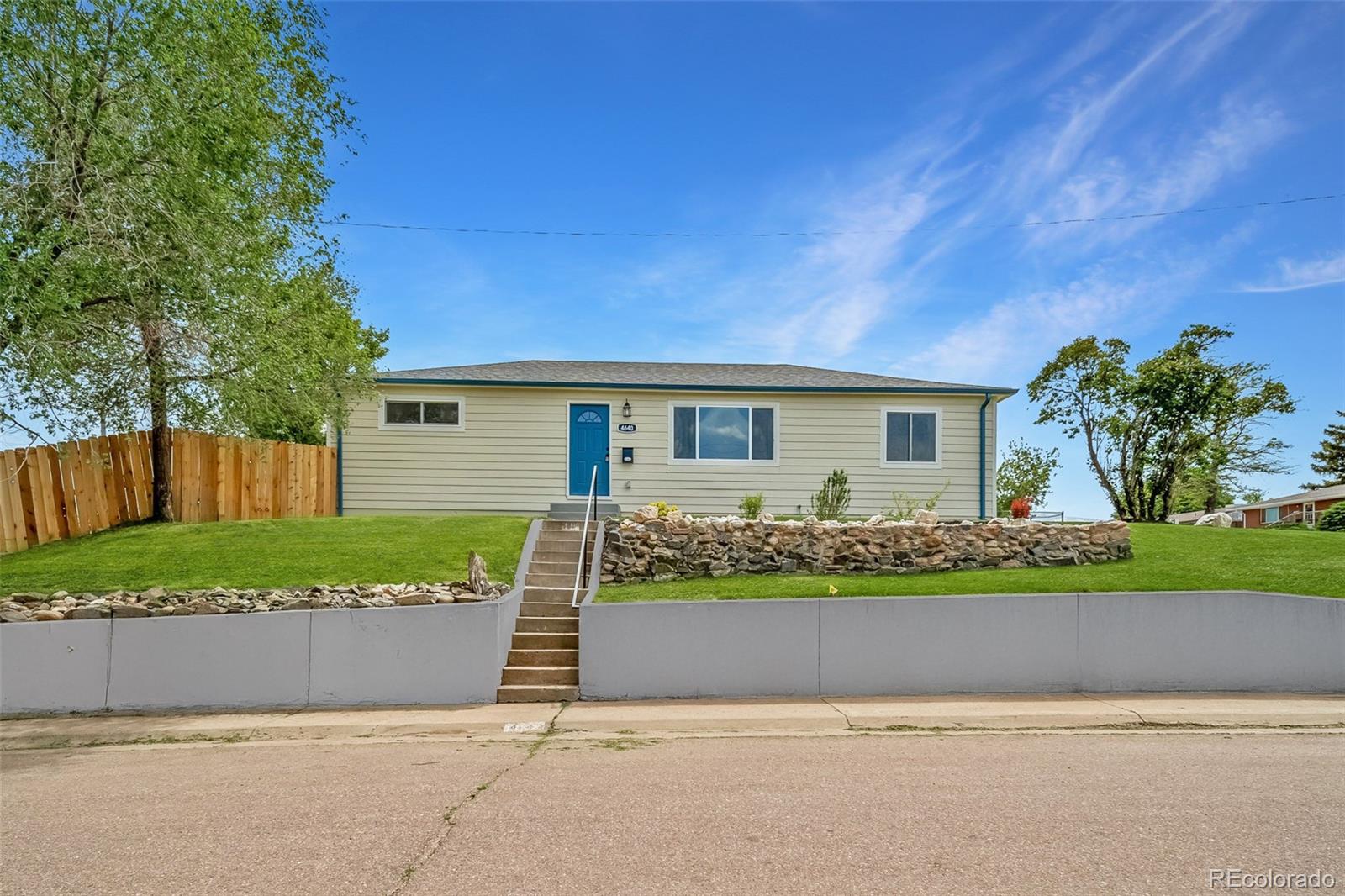 4640 W Ellsworth Avenue, denver MLS: 3128121 Beds: 3 Baths: 2 Price: $570,000