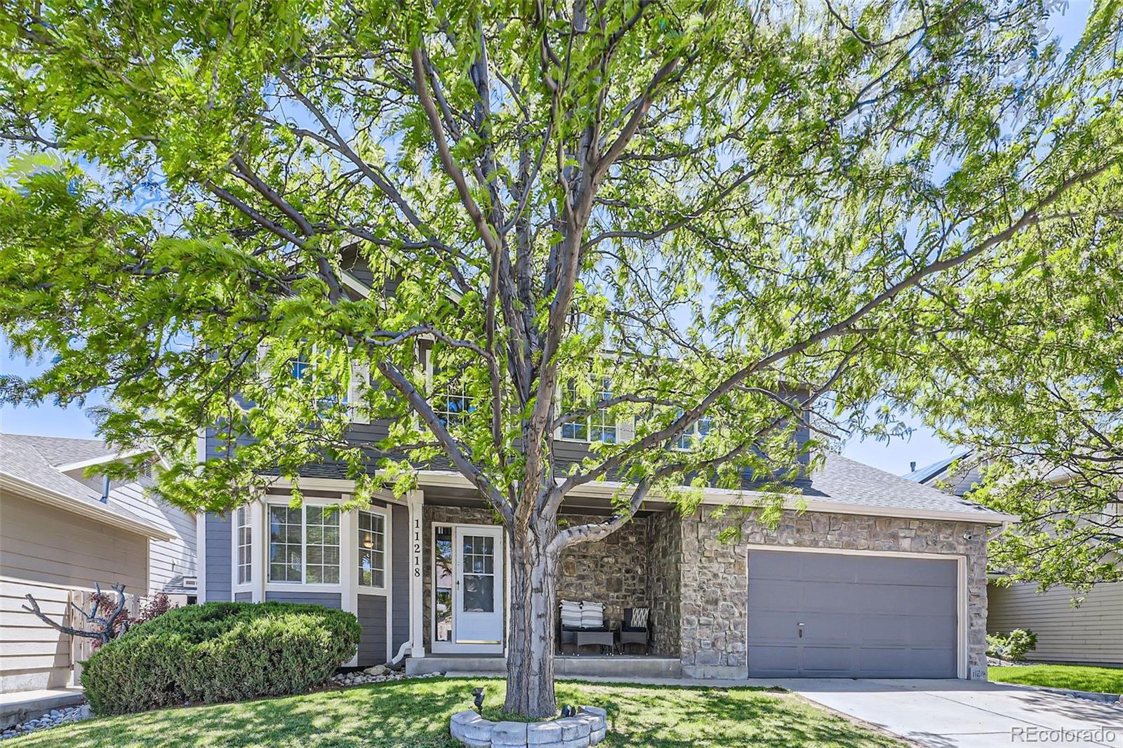 11218  Newark Court, commerce city MLS: 2634428 Beds: 4 Baths: 3 Price: $529,000