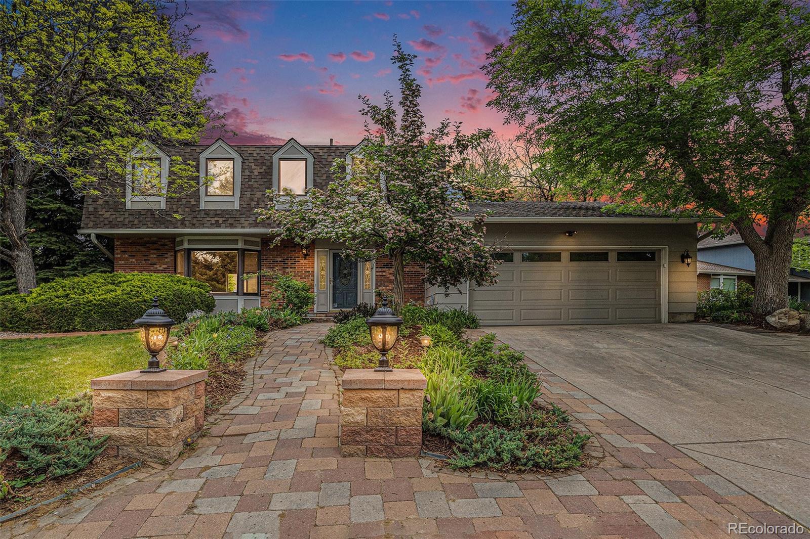 10158 E Fair Circle, englewood MLS: 4878332 Beds: 4 Baths: 4 Price: $864,000