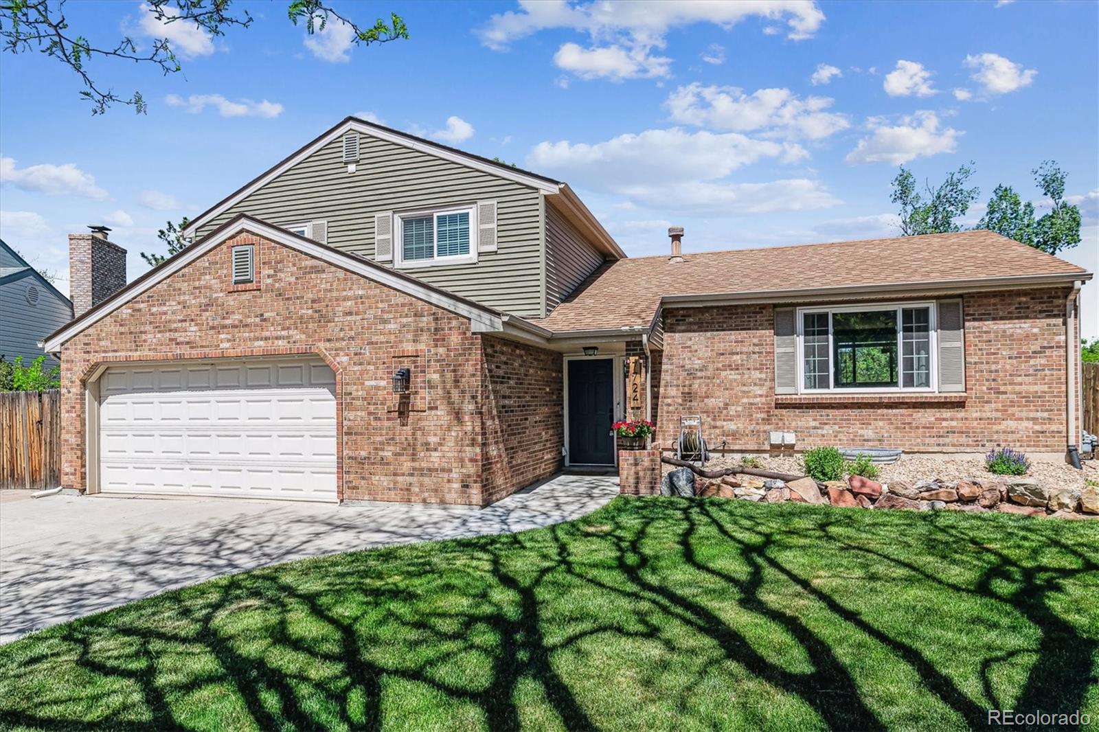 7724 S Lafayette Court, centennial MLS: 6432380 Beds: 4 Baths: 3 Price: $770,000