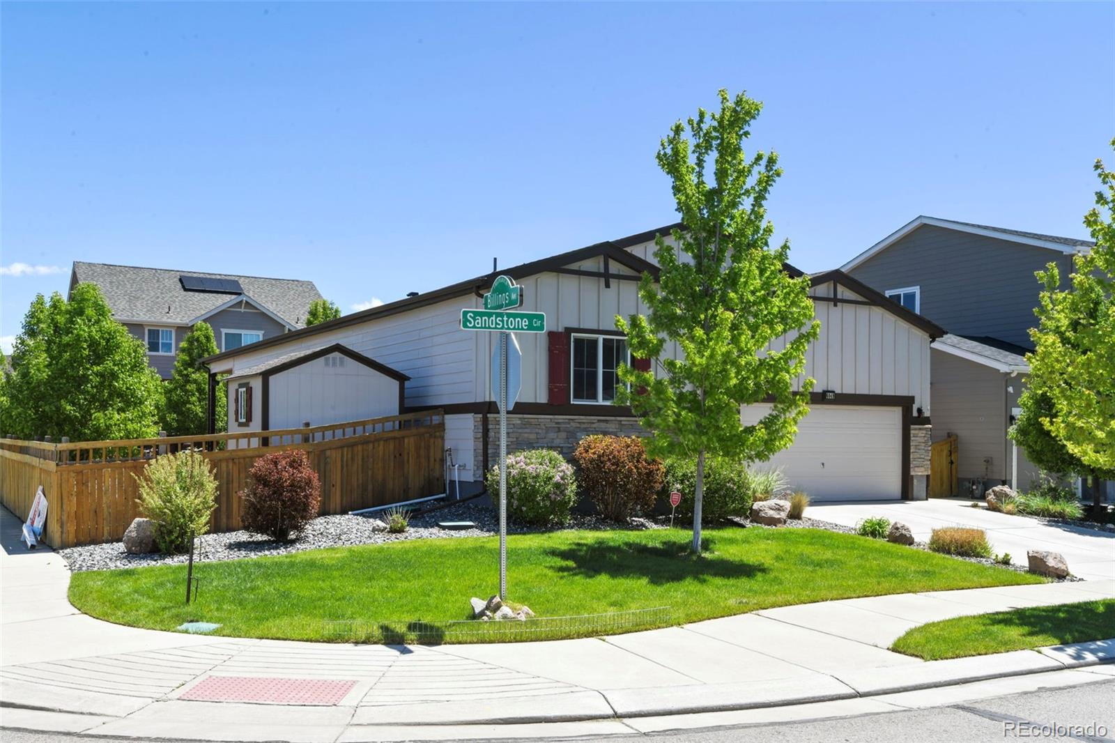 6049  Sandstone Circle, erie MLS: 4585104 Beds: 3 Baths: 2 Price: $540,115