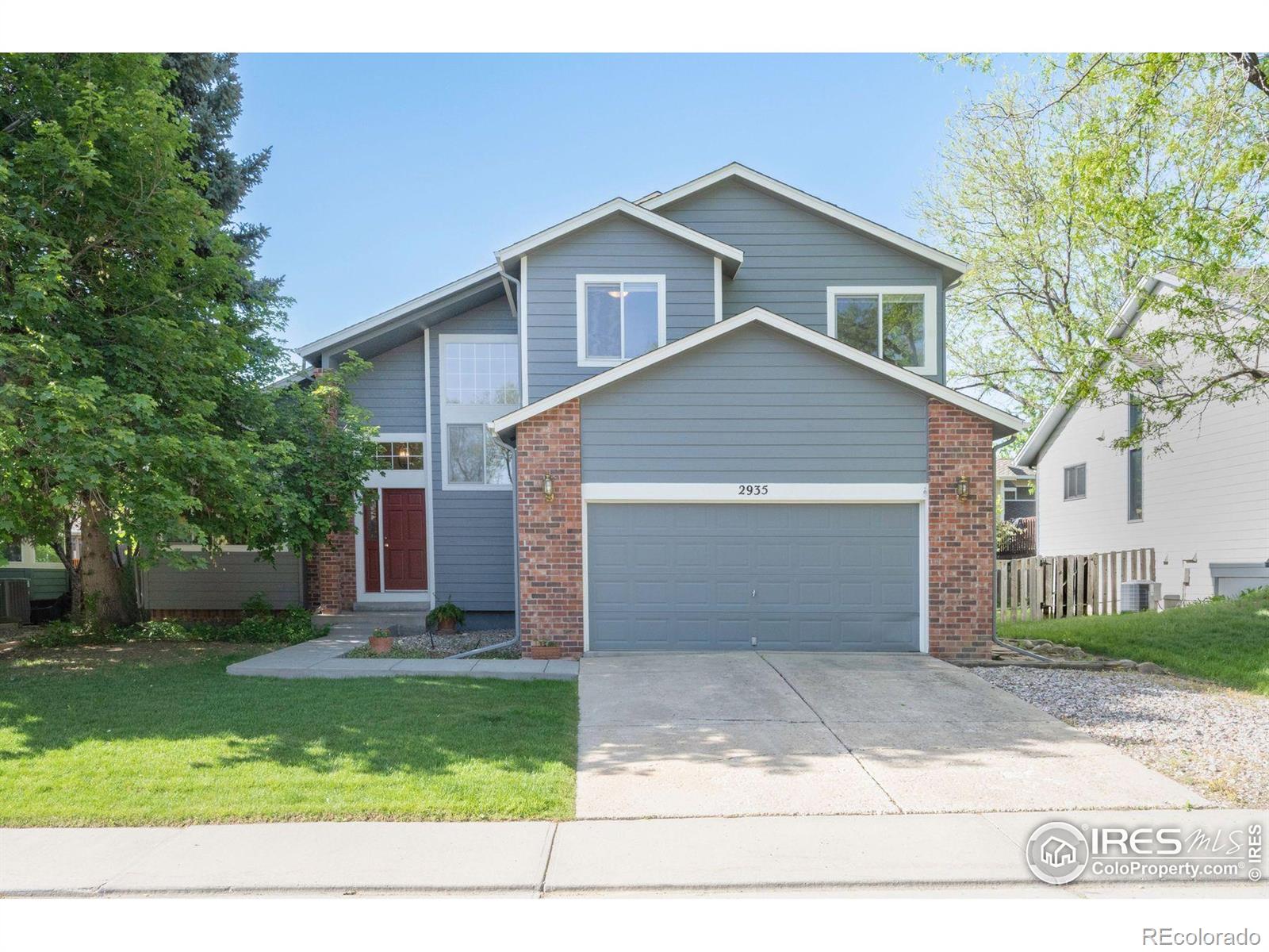 2935  Bow Line Place, longmont MLS: 4567891034273 Beds: 3 Baths: 4 Price: $625,000