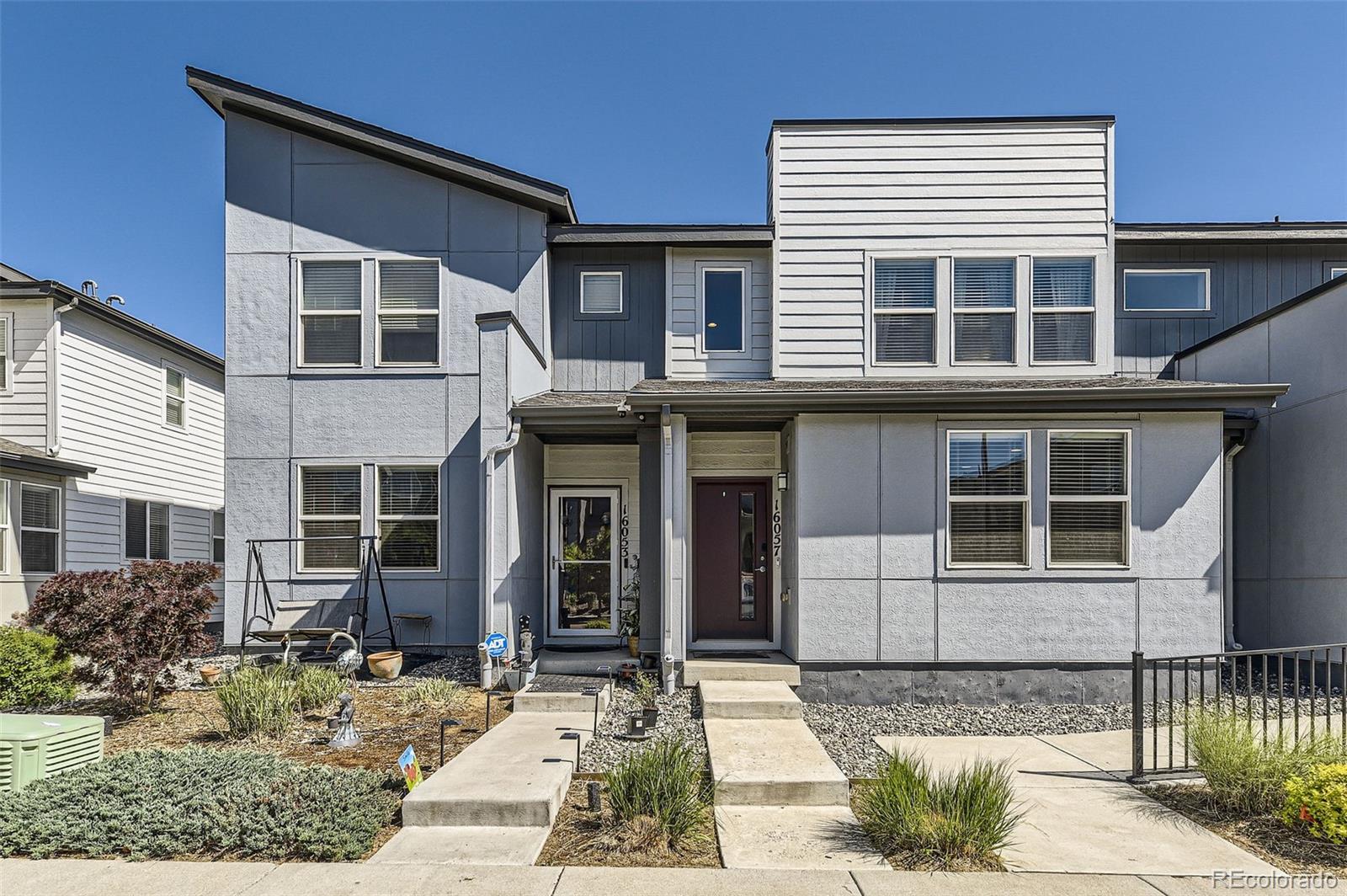 16057 E 47th Place, denver MLS: 3035580 Beds: 3 Baths: 3 Price: $415,000