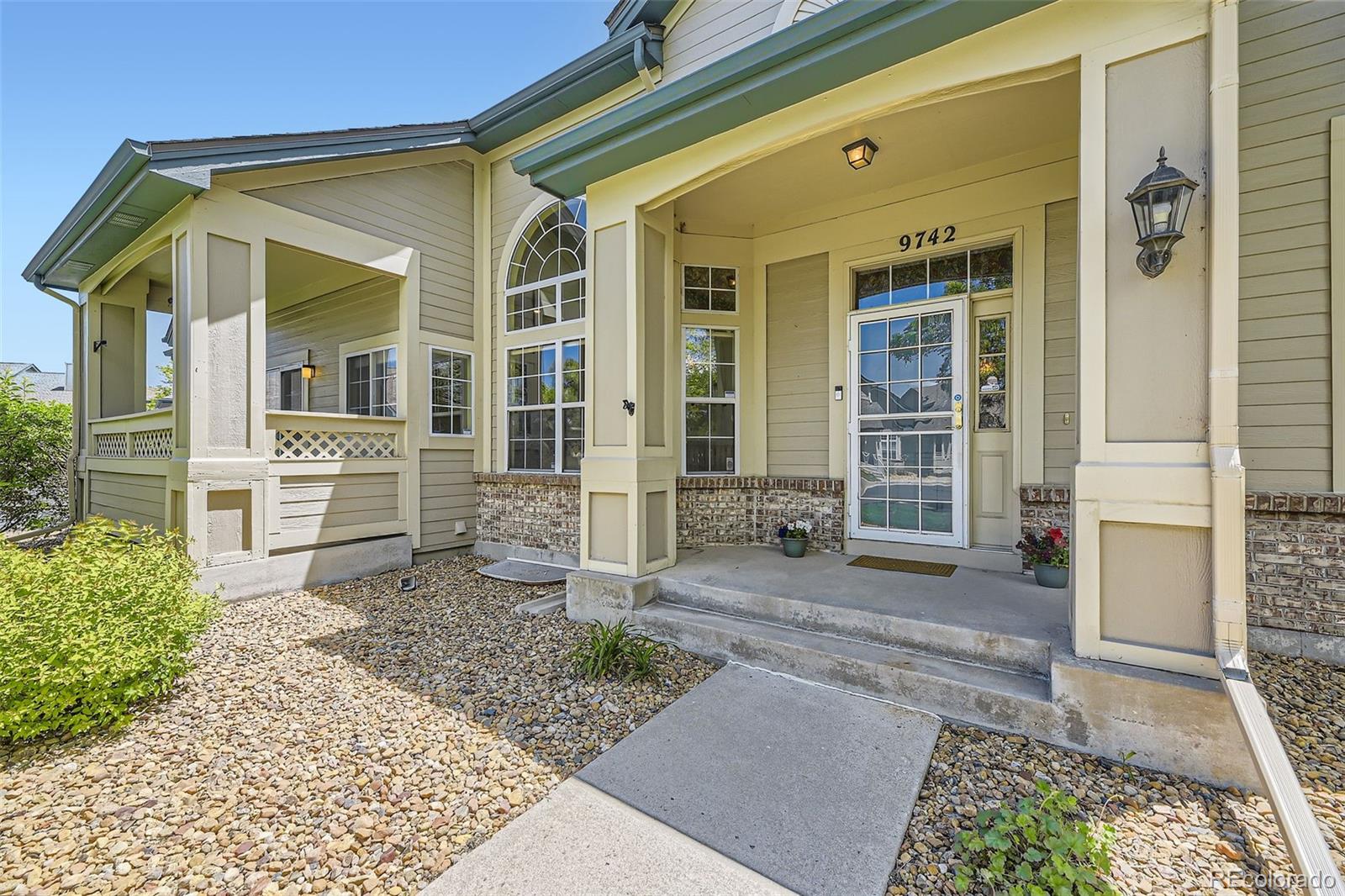 aurora  House Search Picture