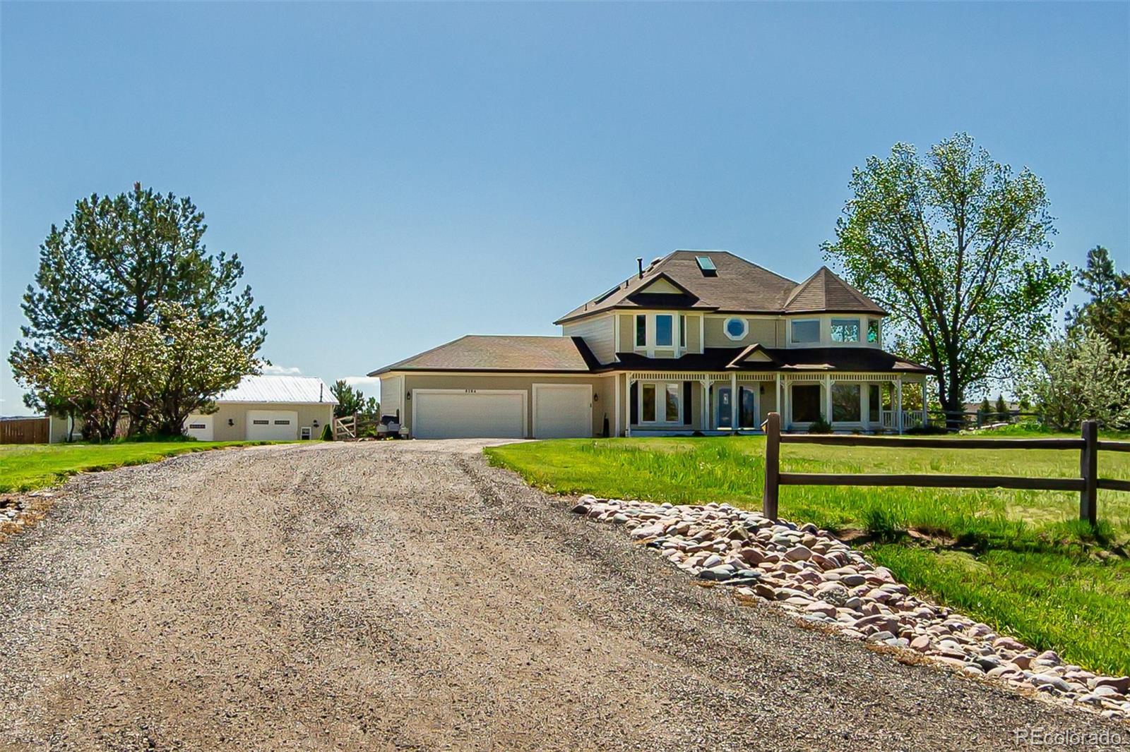 8184 S Ireland Way, aurora MLS: 5601365 Beds: 4 Baths: 4 Price: $1,200,000