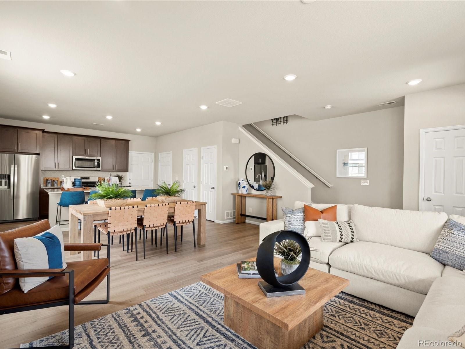 20802 E 66th Avenue, aurora MLS: 8126877 Beds: 3 Baths: 3 Price: $484,990