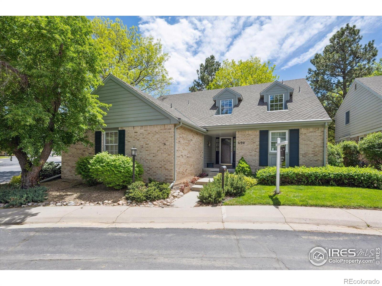 7190 S Poplar Court, centennial  House Search MLS Picture