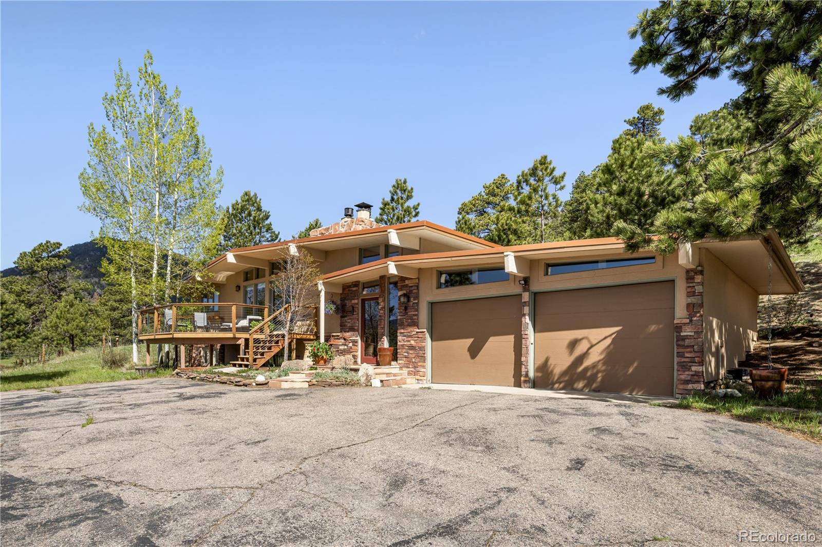 107  Elk Drive, evergreen MLS: 6274703 Beds: 3 Baths: 3 Price: $940,000