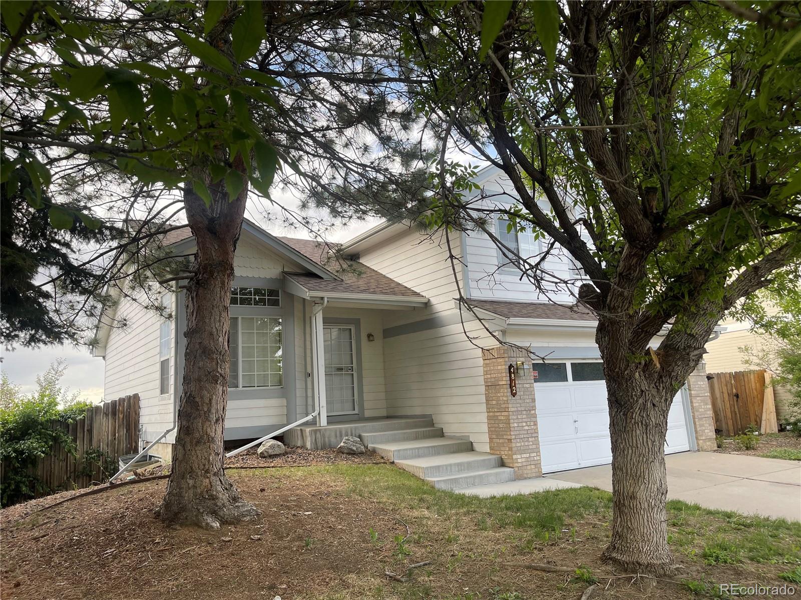 4812 S Bahama Way, aurora MLS: 2057360 Beds: 3 Baths: 3 Price: $544,888