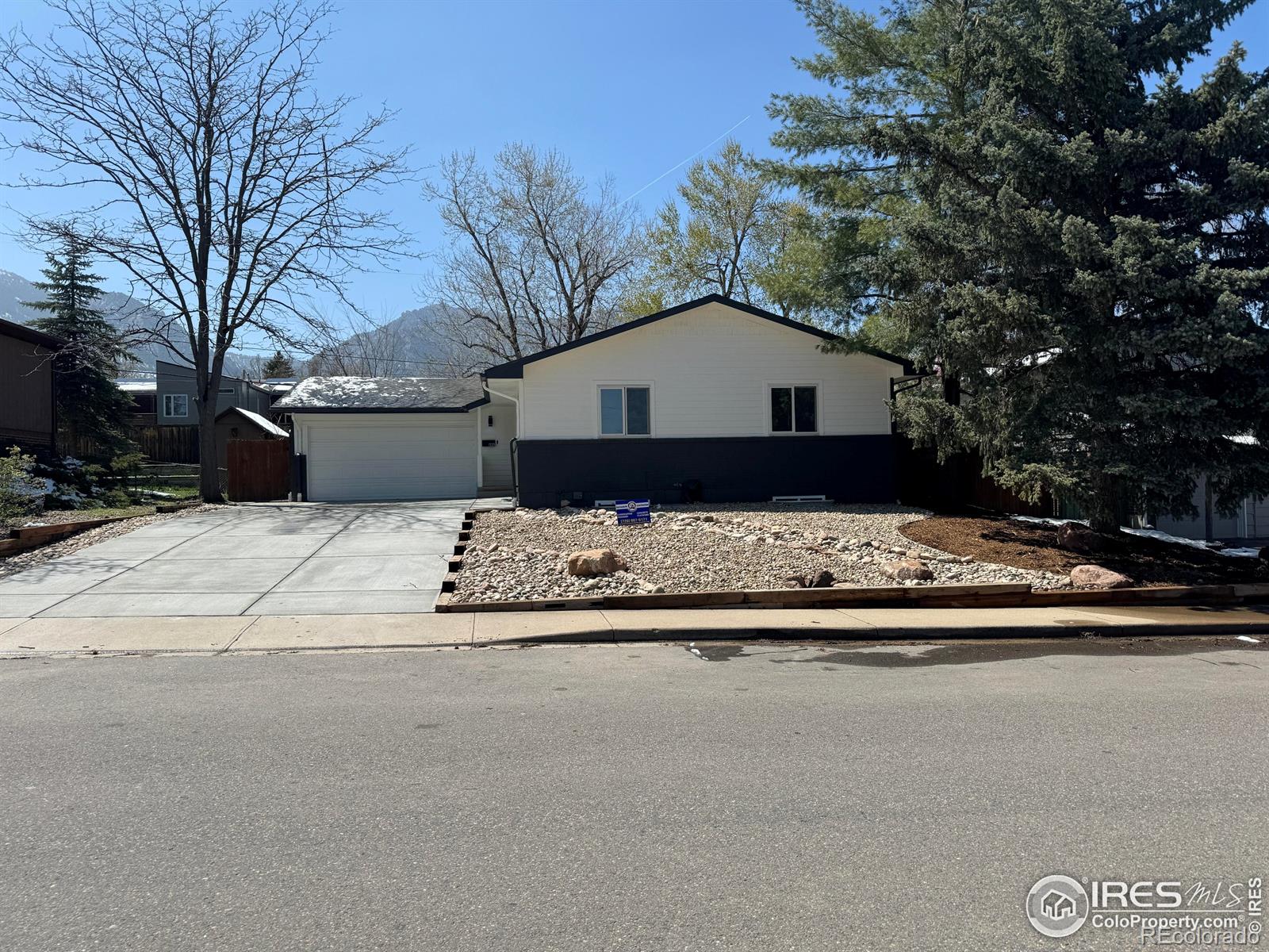 boulder  House Search Picture