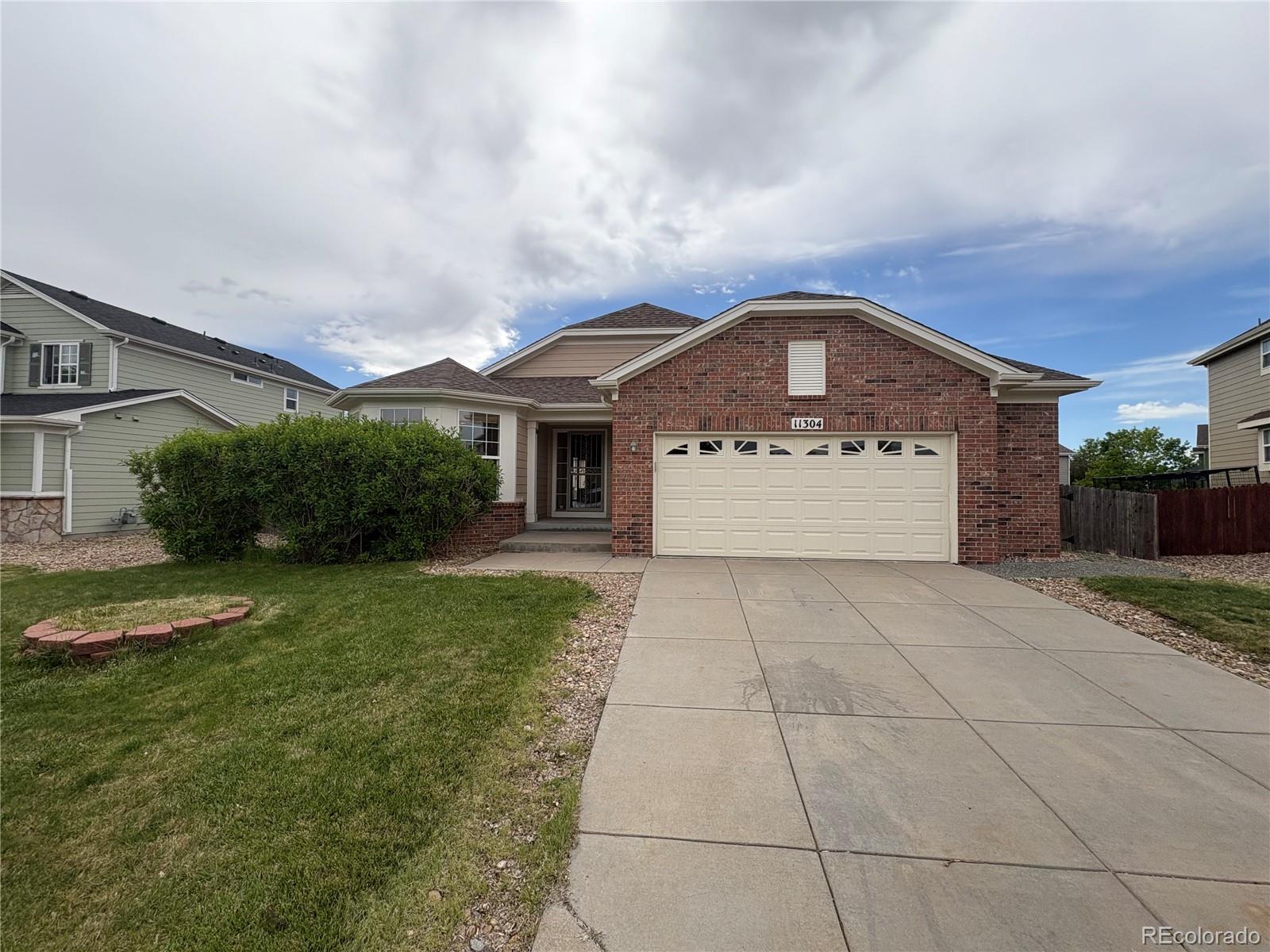 11304  Niagara Street, thornton MLS: 4100841 Beds: 3 Baths: 2 Price: $490,000