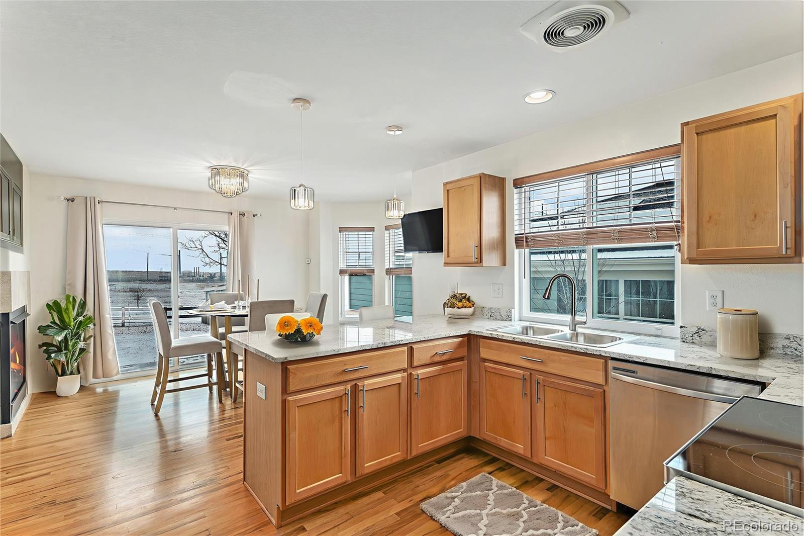 aurora  House Search Picture