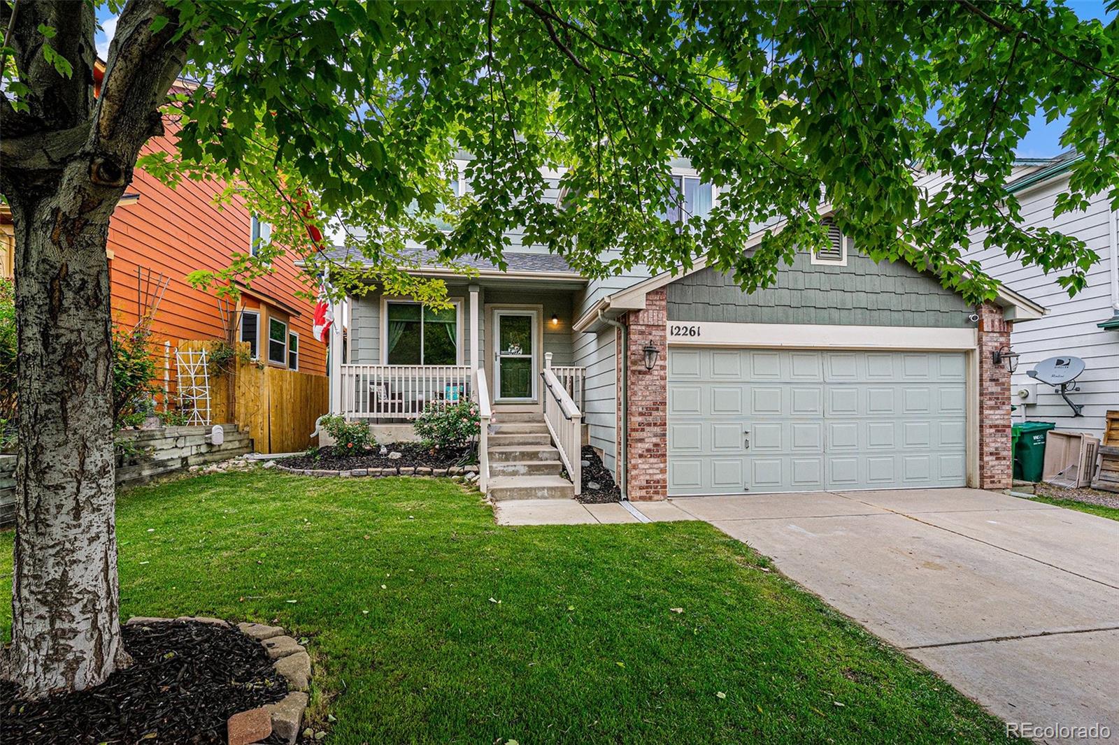 12261 N Holly Way, brighton MLS: 6744970 Beds: 3 Baths: 3 Price: $515,000