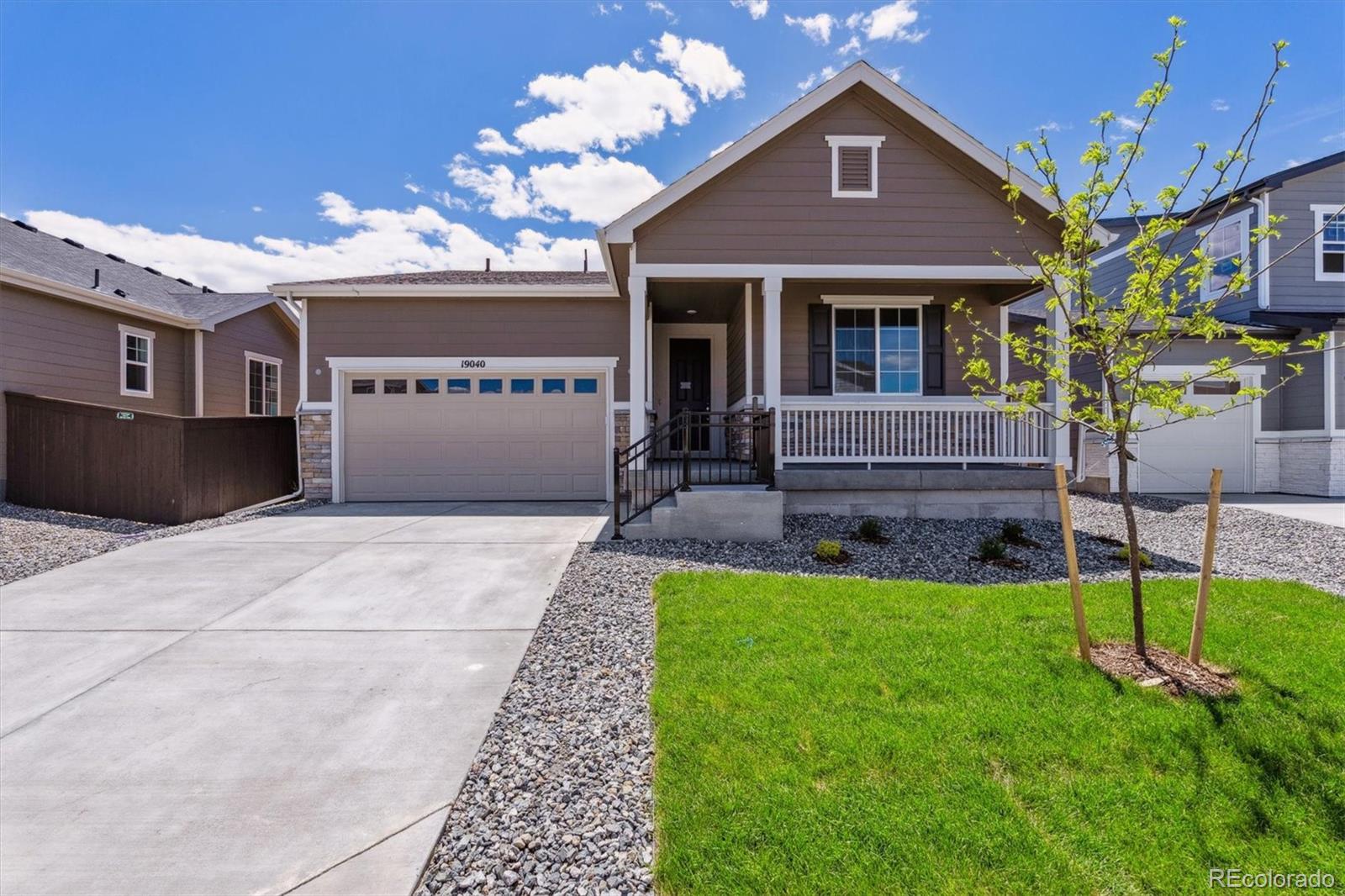 19040 E 96th Place, commerce city MLS: 3512166 Beds: 3 Baths: 2 Price: $519,950