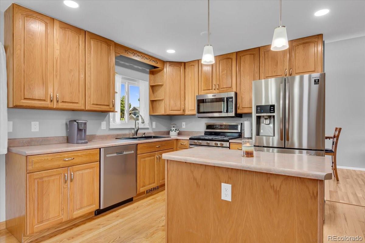 aurora  House Search Picture