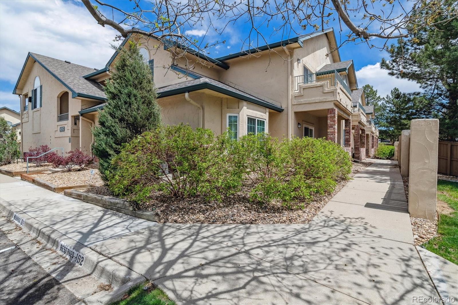8757 E Dry Creek Road 1512, Englewood  MLS: 9153006 Beds: 2 Baths: 2 Price: $360,000