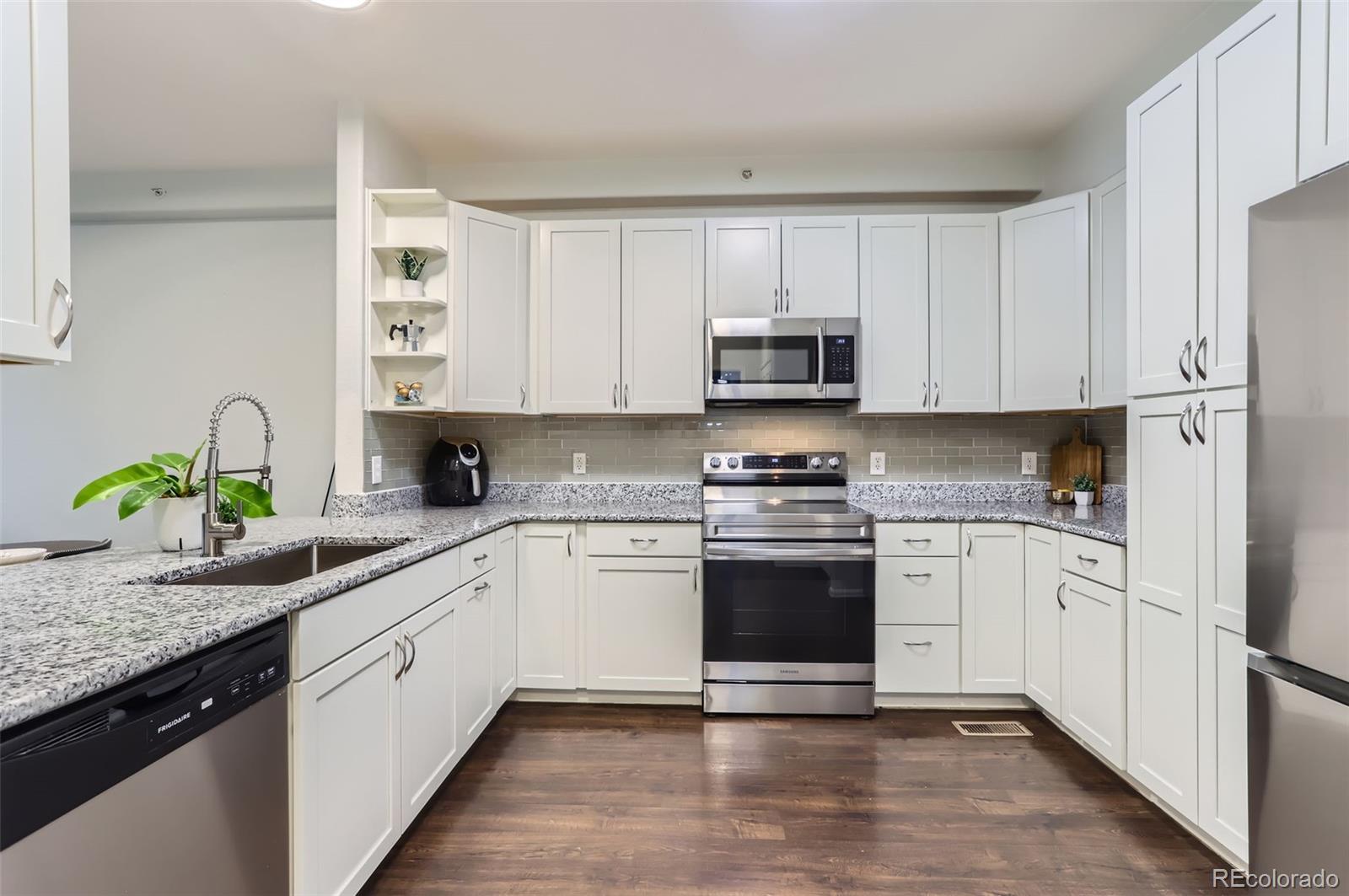 commerce city  House Search Picture