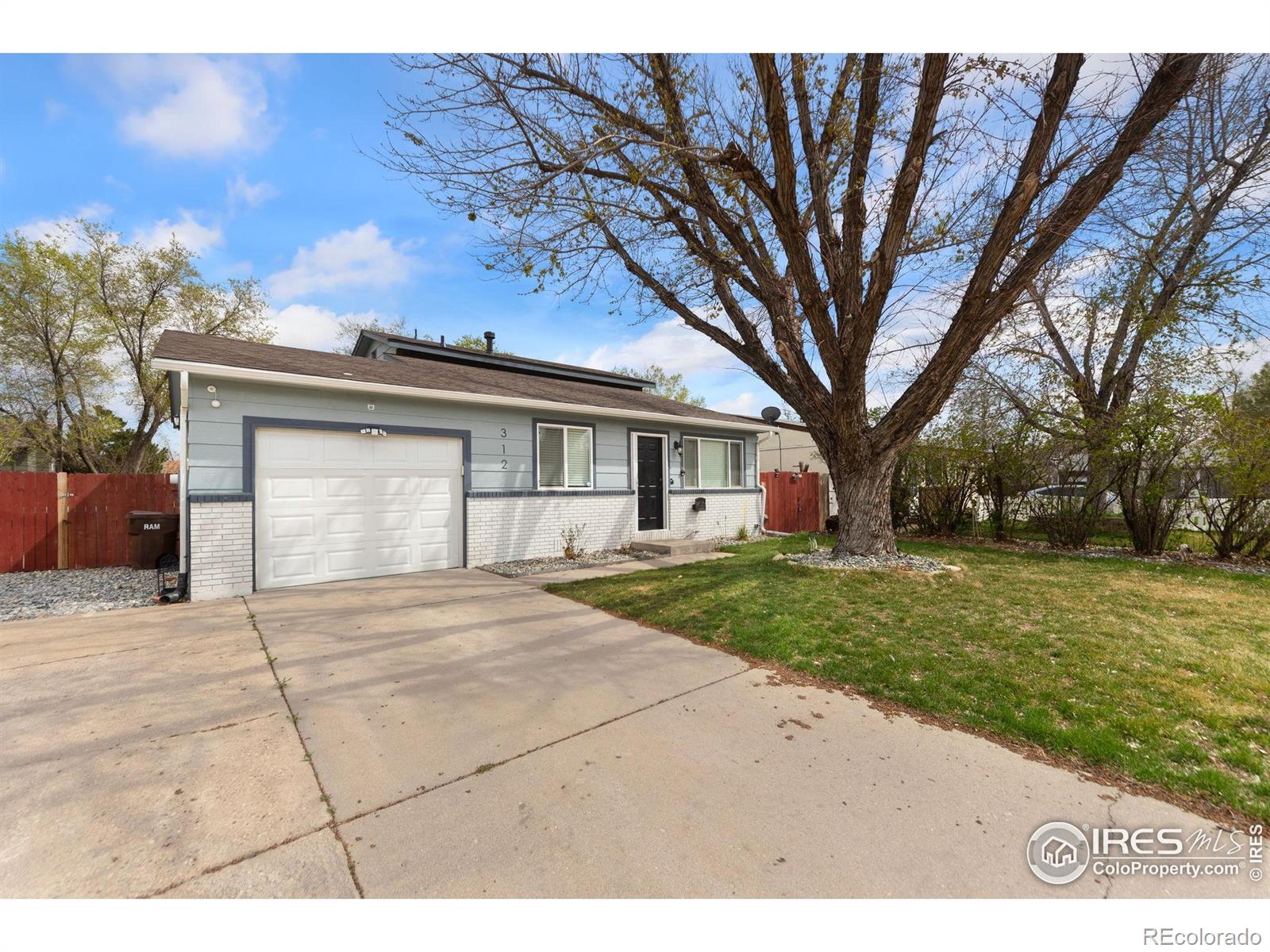 312  21st Ave Ct, greeley  House Search MLS Picture