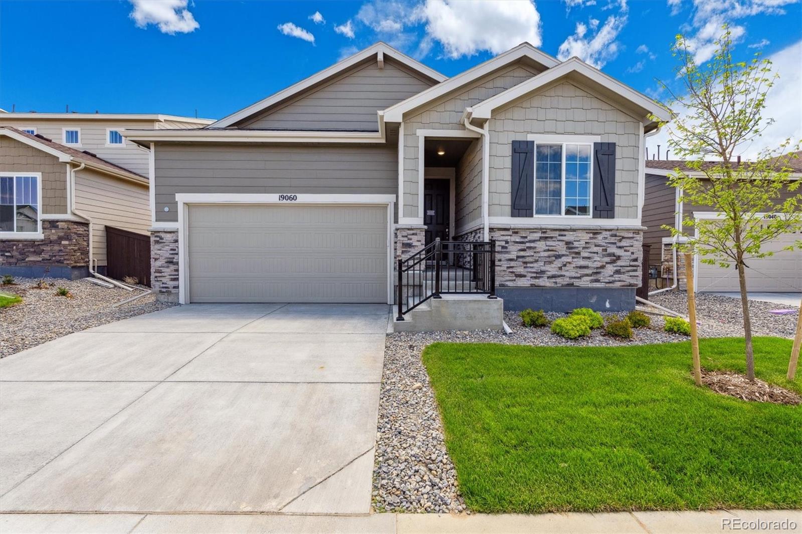 19060 E 96th Place, commerce city MLS: 4999414 Beds: 4 Baths: 2 Price: $534,950