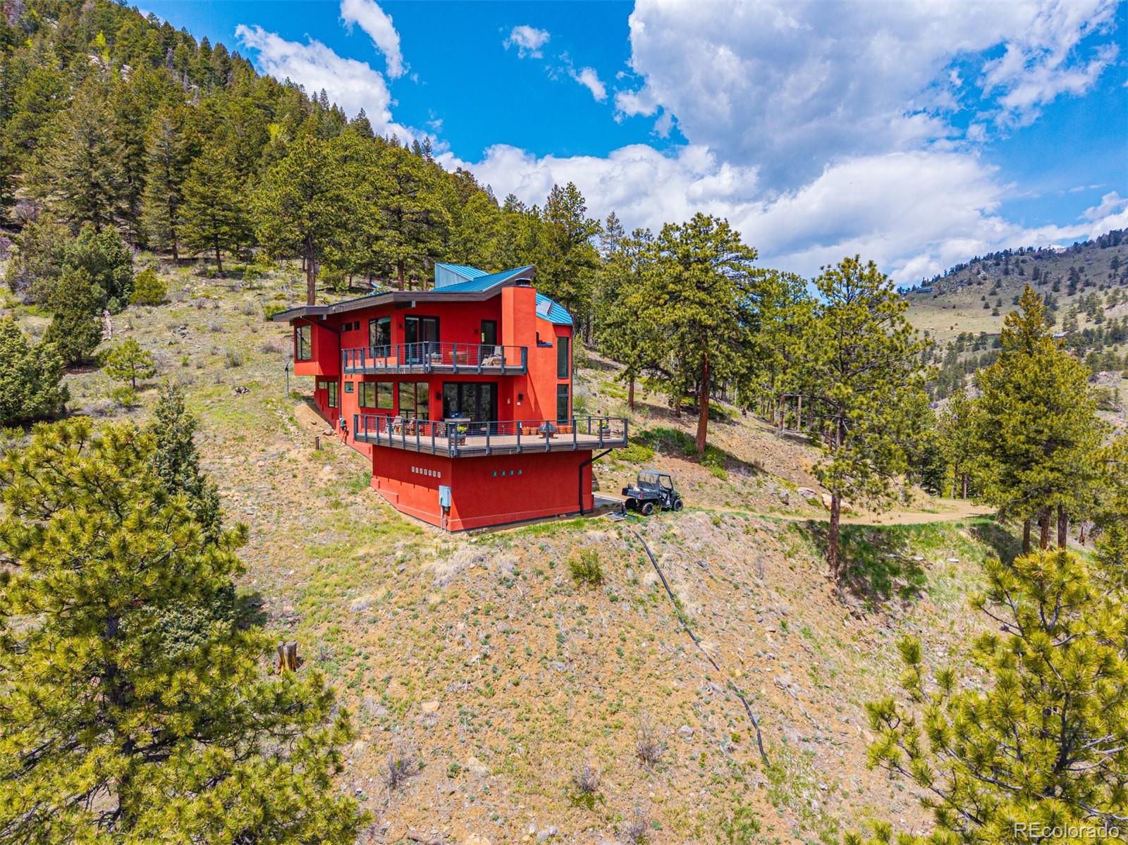 5896  Peregrine Trail, golden MLS: 1794476 Beds: 3 Baths: 3 Price: $1,999,000