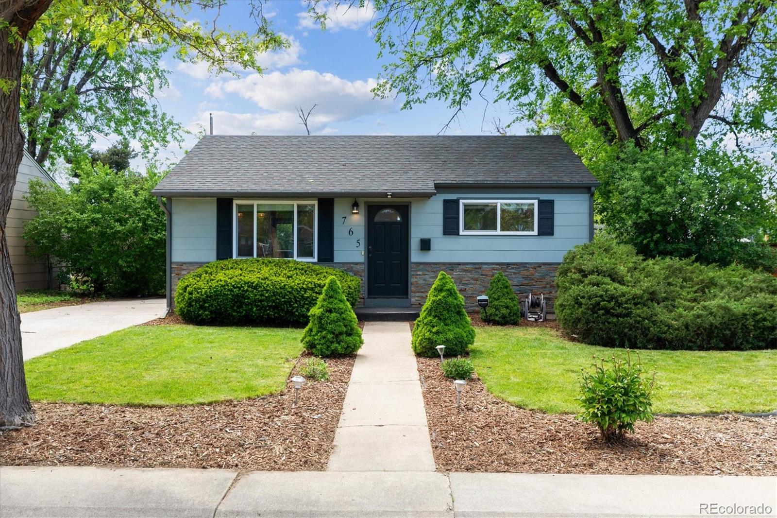 765  Iola Street, aurora MLS: 4745826 Beds: 2 Baths: 1 Price: $375,000