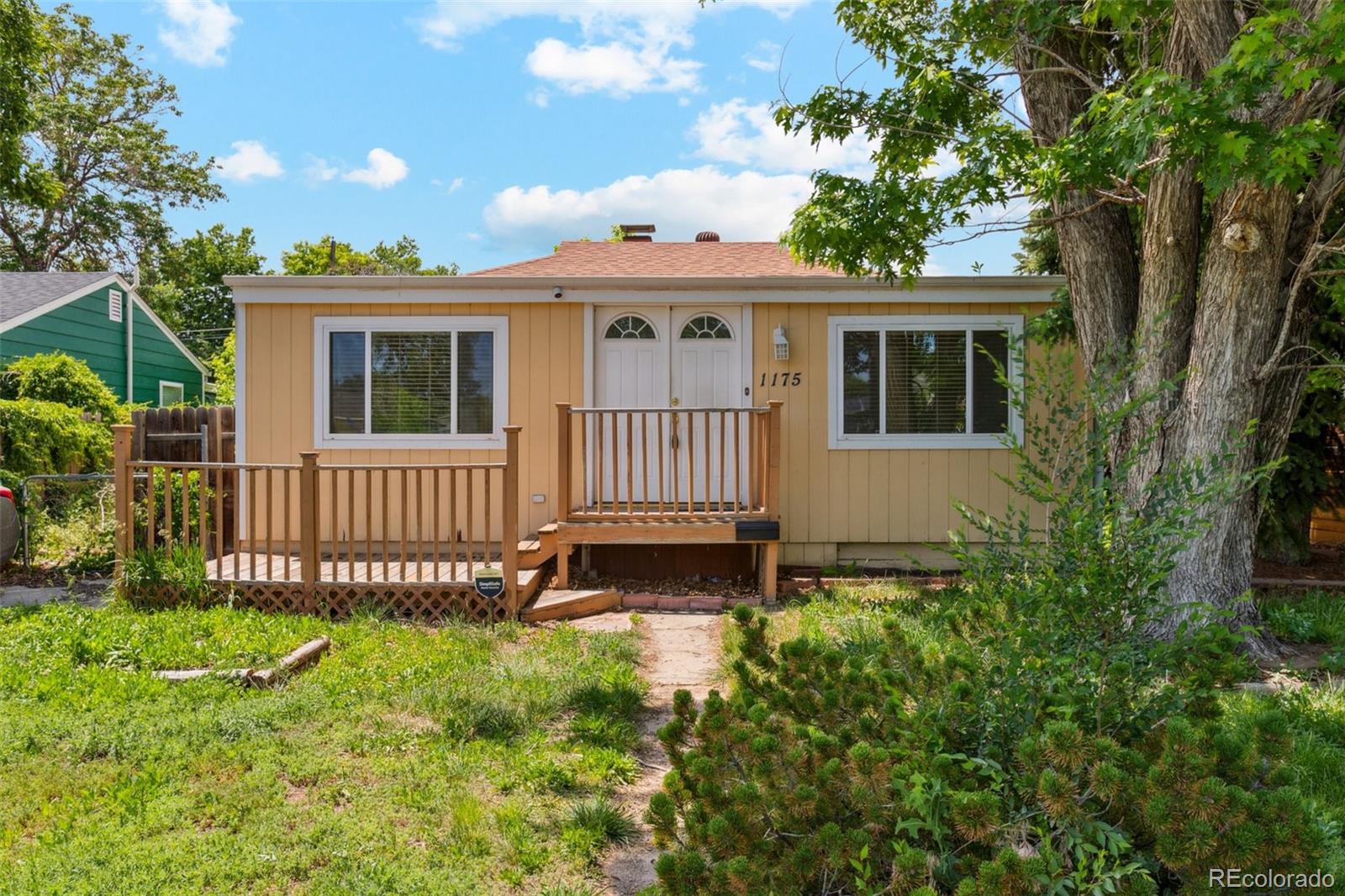 1175  Xanthia , denver MLS: 9767439 Beds: 3 Baths: 1 Price: $350,000