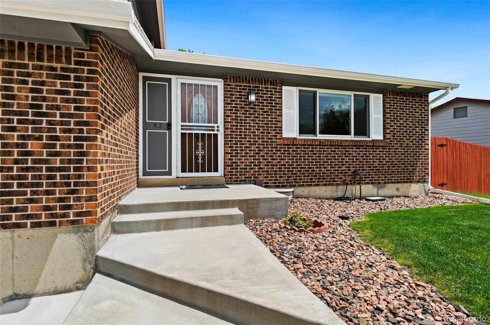 7350  Devinney Court, arvada  House Search MLS Picture