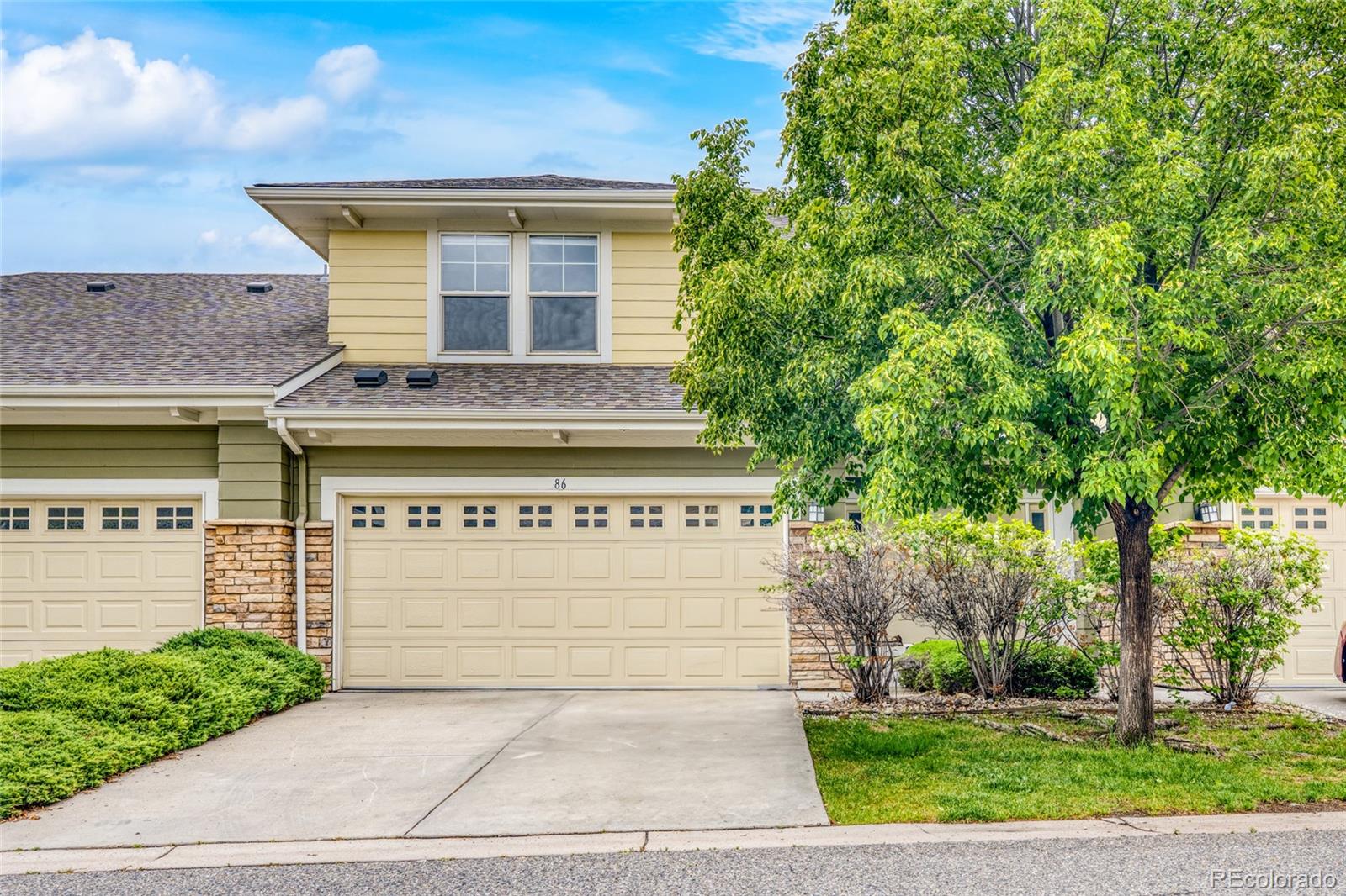 3000 E 112th Avenue, northglenn MLS: 8955560 Beds: 3 Baths: 3 Price: $430,000