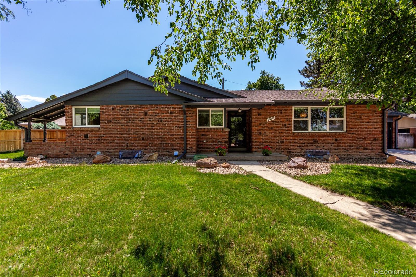 6572 E Dakota Avenue, denver MLS: 7619973 Beds: 6 Baths: 4 Price: $975,000