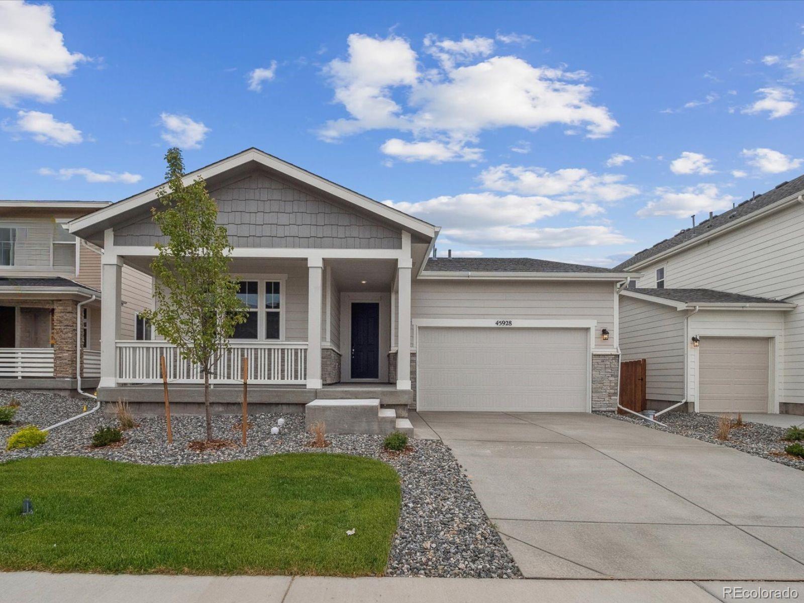 45928  Gentry Avenue, bennett MLS: 3548026 Beds: 3 Baths: 2 Price: $474,950