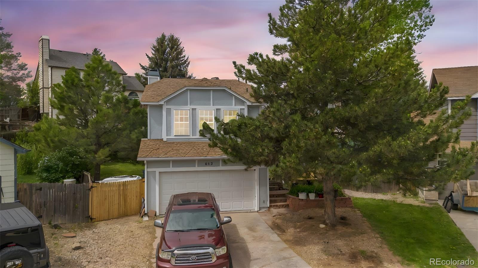 613 N Brentwood Court, castle rock MLS: 3695506 Beds: 3 Baths: 3 Price: $555,000
