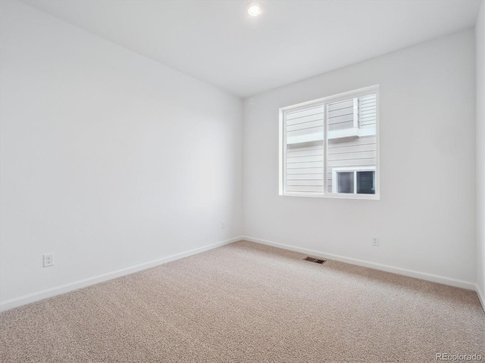 45916  Gentry Avenue, bennett  House Search MLS Picture