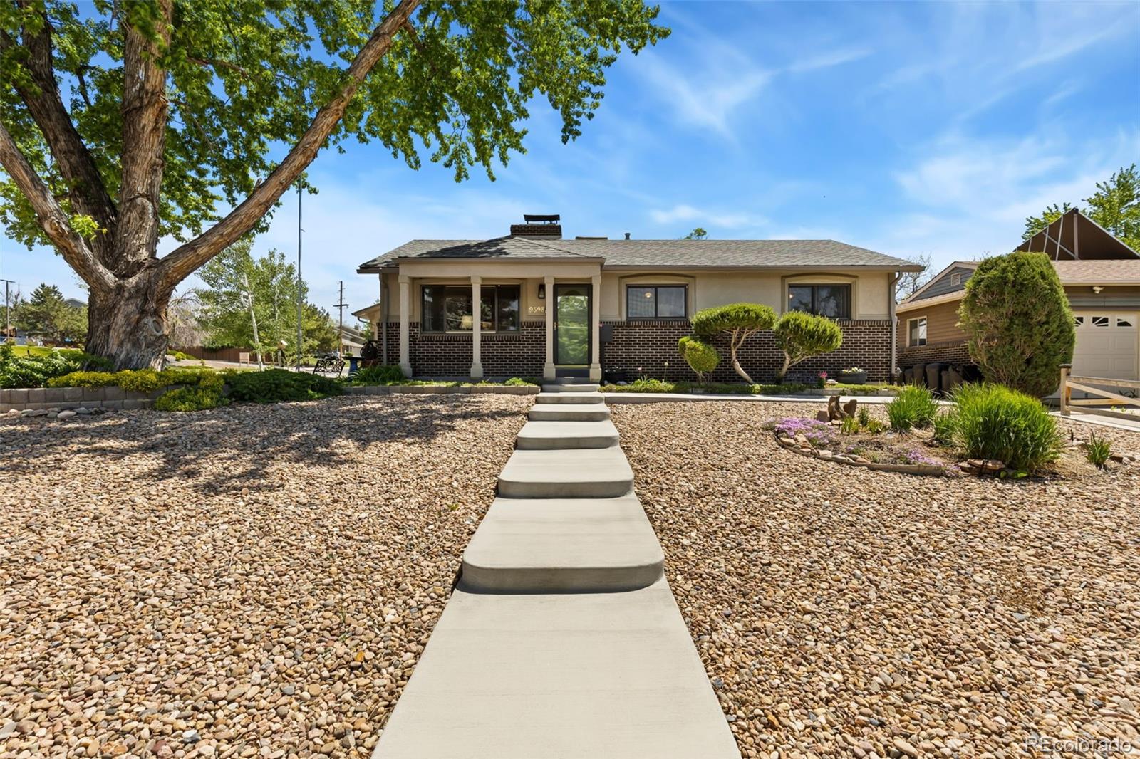 9598  Lowell Boulevard, westminster MLS: 6725873 Beds: 4 Baths: 3 Price: $590,000