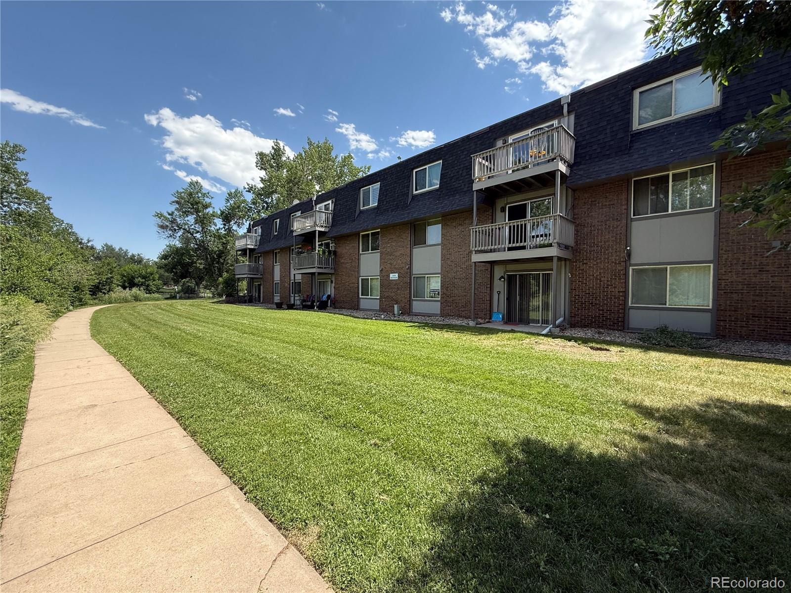 309 E Highline Circle 102, Centennial  MLS: 6300934 Beds: 1 Baths: 1 Price: $185,000
